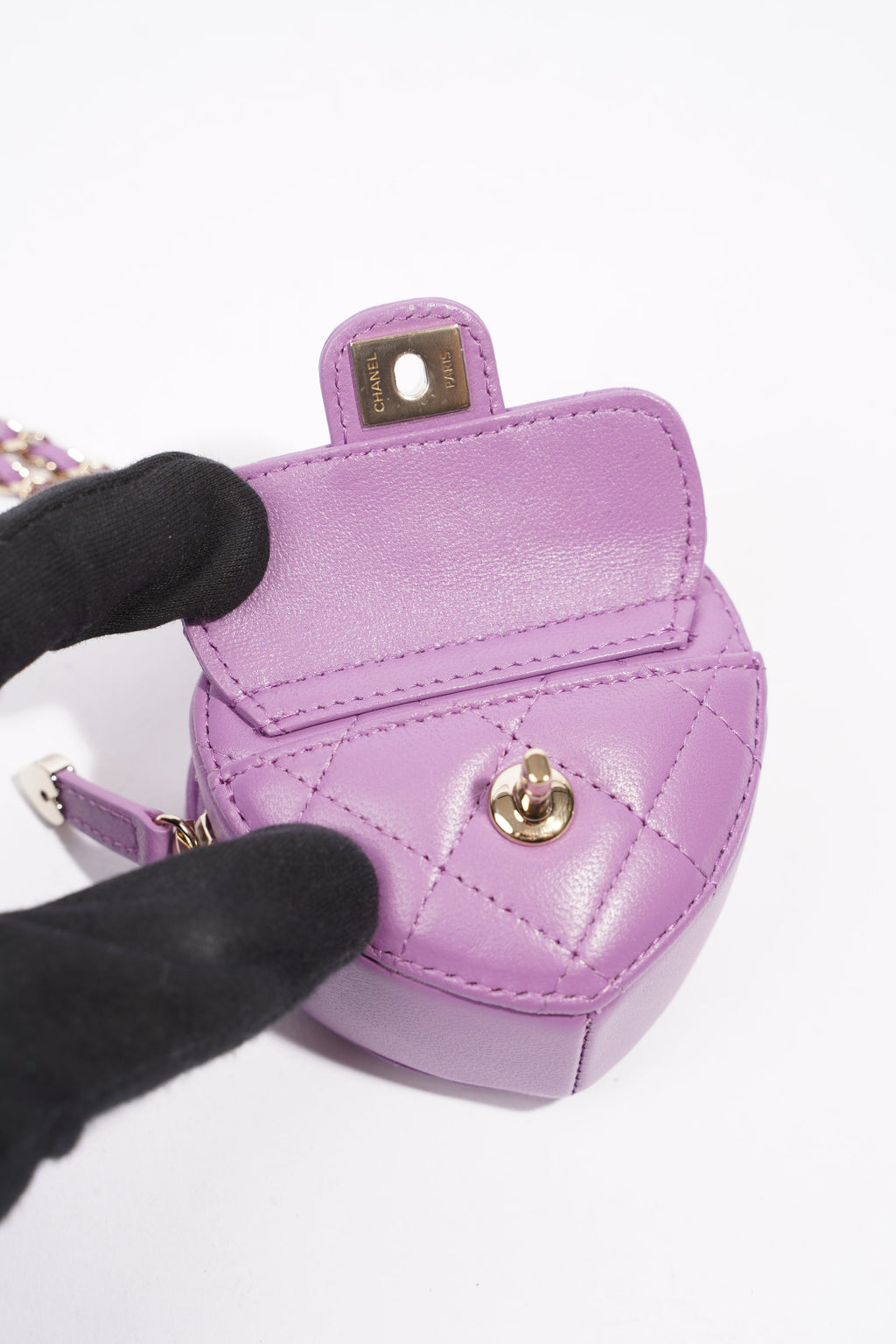 Chanel Womens Heart Bag 22s Purple Micro