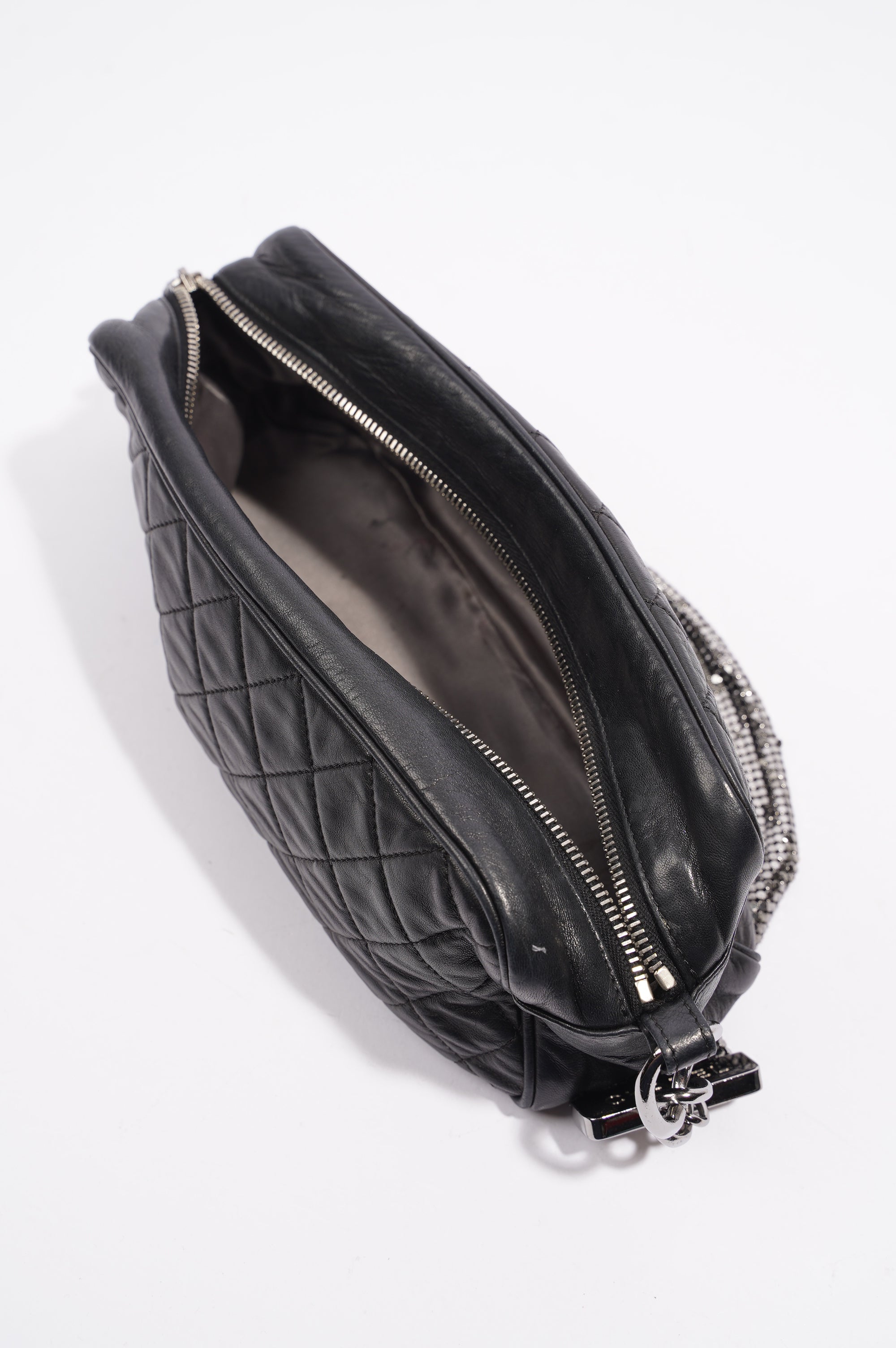 Chanel Womens Lambskin Quilted Leather Shoulder Bag Black