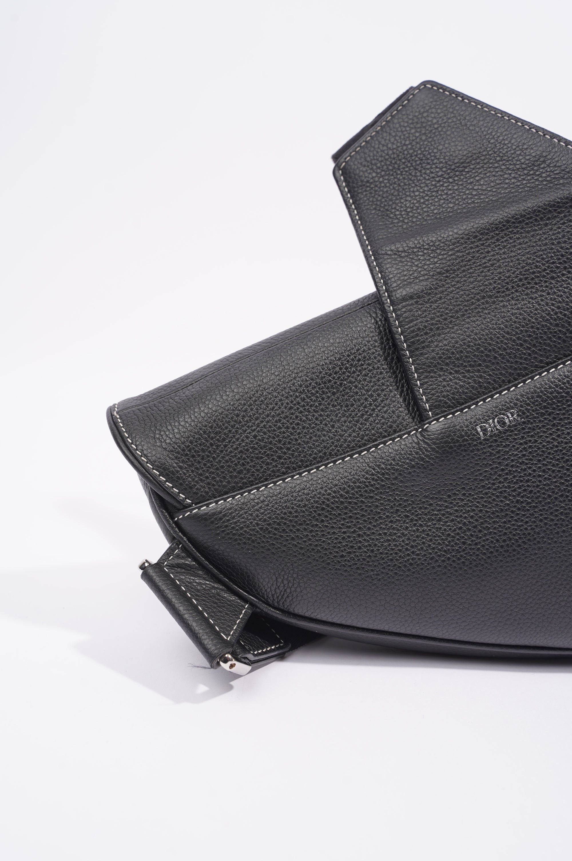 Christian Dior x Shawn Stussy Mens Saddle Bag Black / White