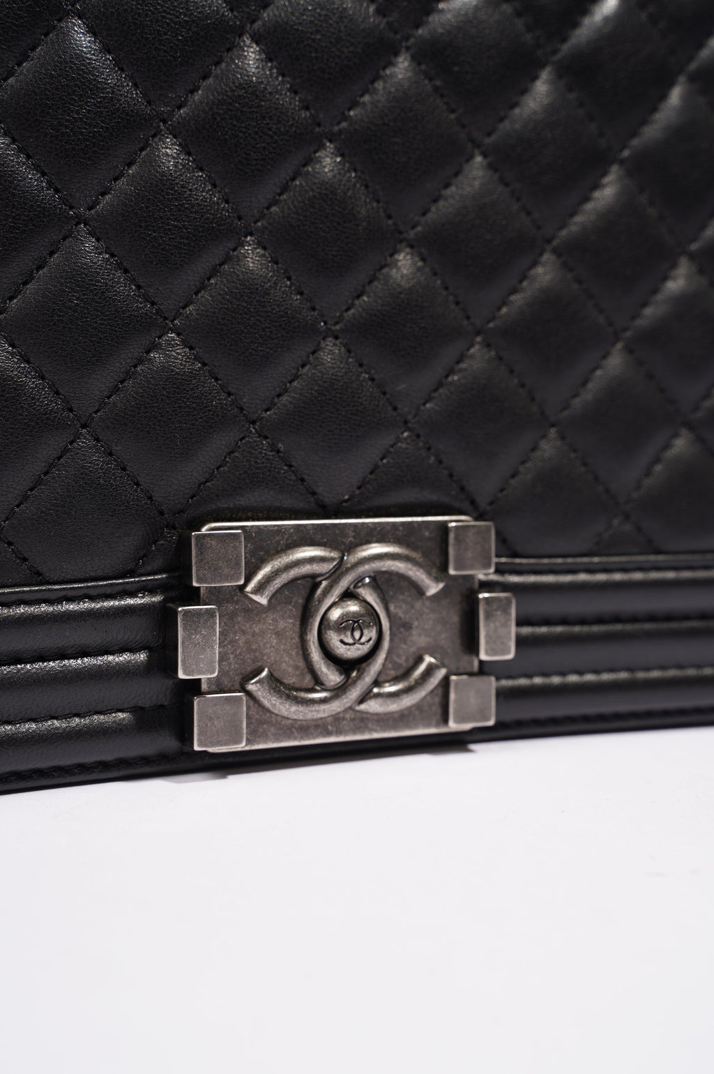 Chanel Womens Lambskin Boy Bag Black Medium