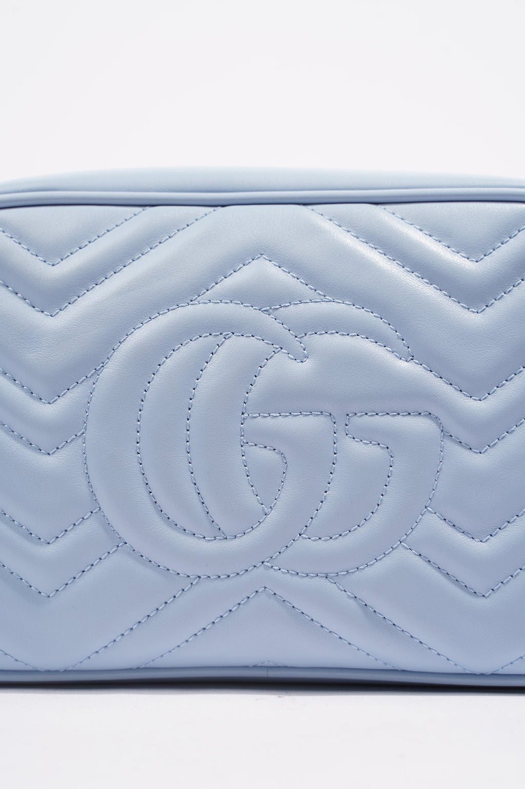 Gucci Womens Marmont Zip Baby Blue Matelasse Small