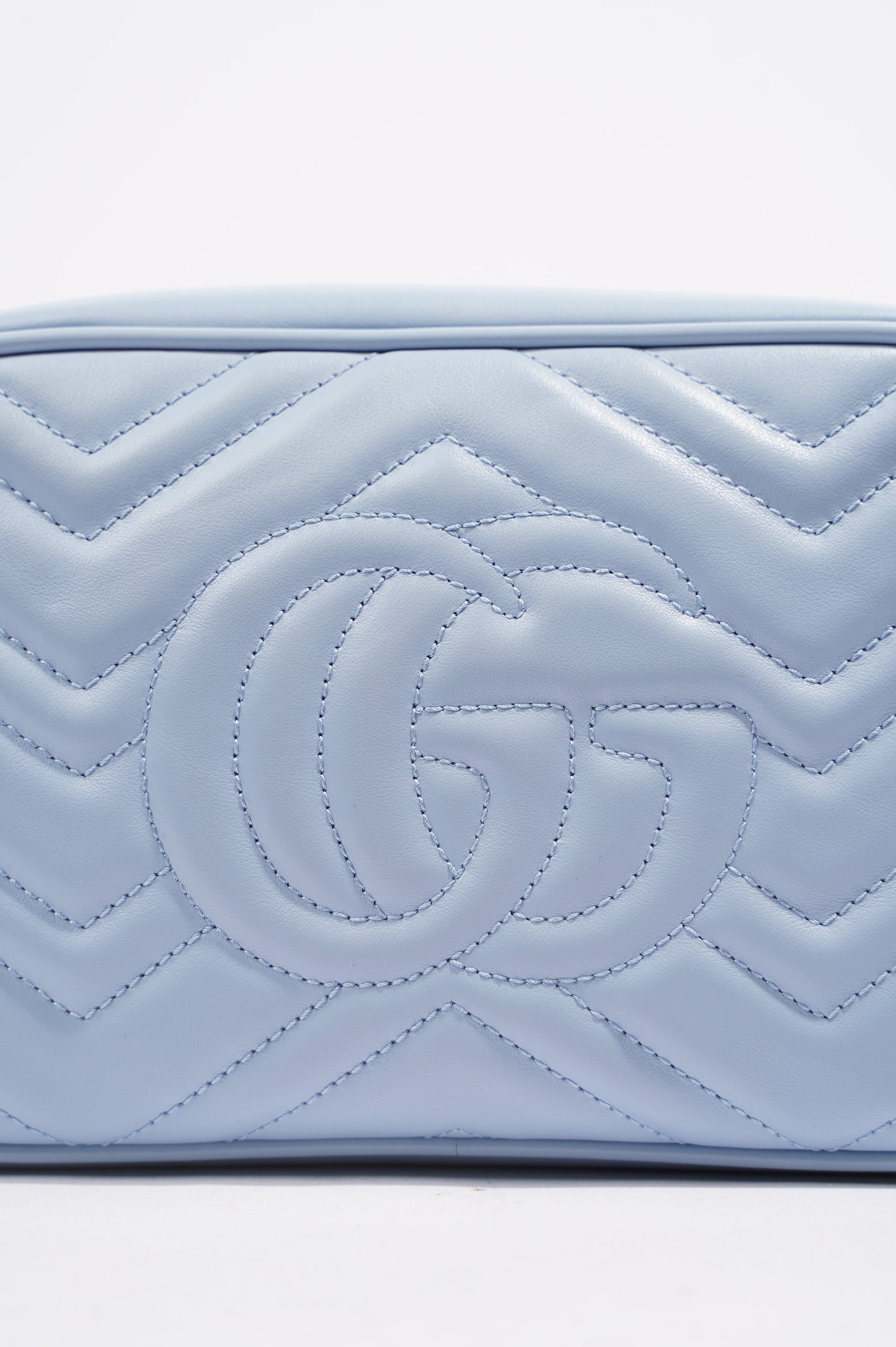 Gucci Womens Marmont Zip Baby Blue Matelasse Small