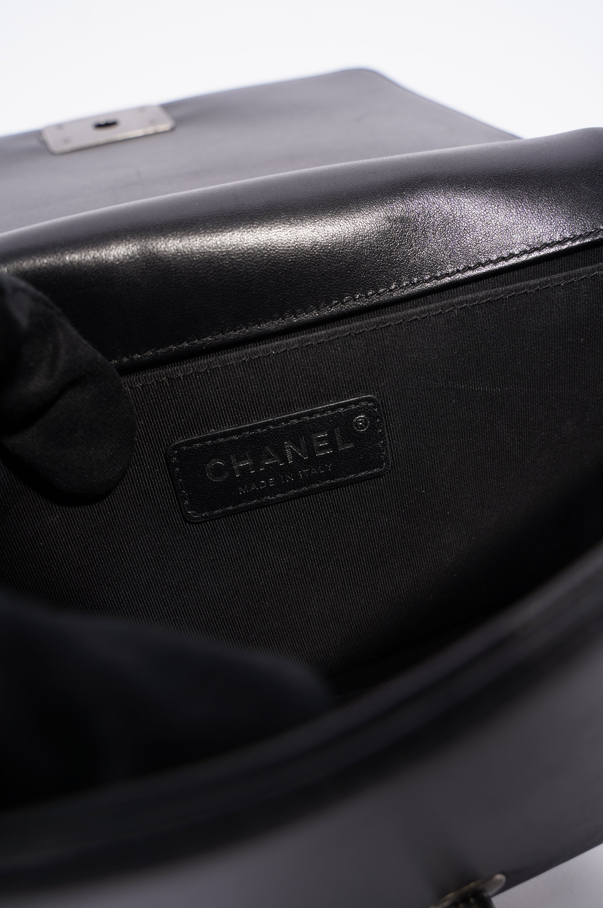Chanel Womens Lambskin Boy Bag Black Medium