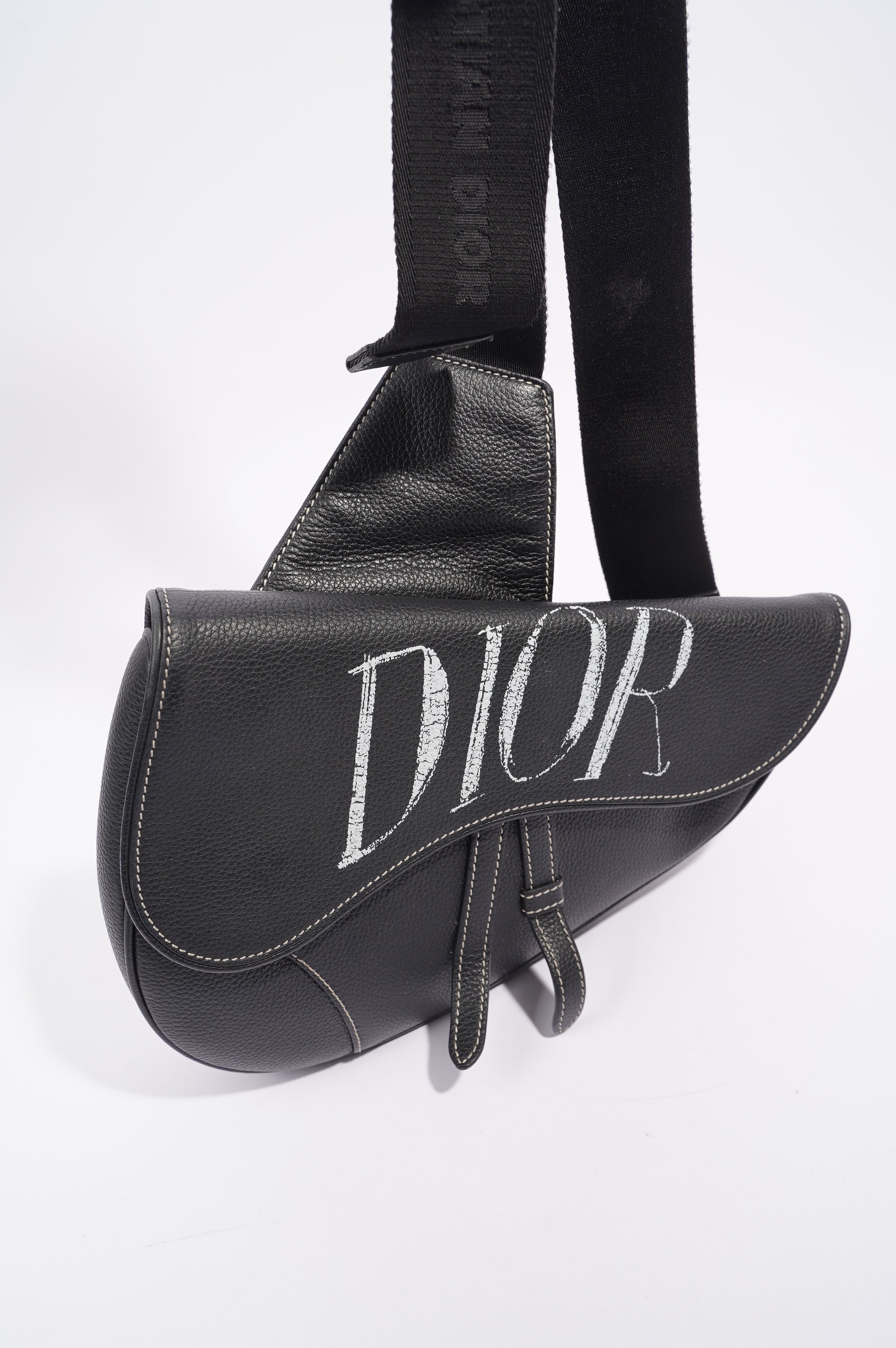 Christian Dior x Shawn Stussy Mens Saddle Bag Black / White