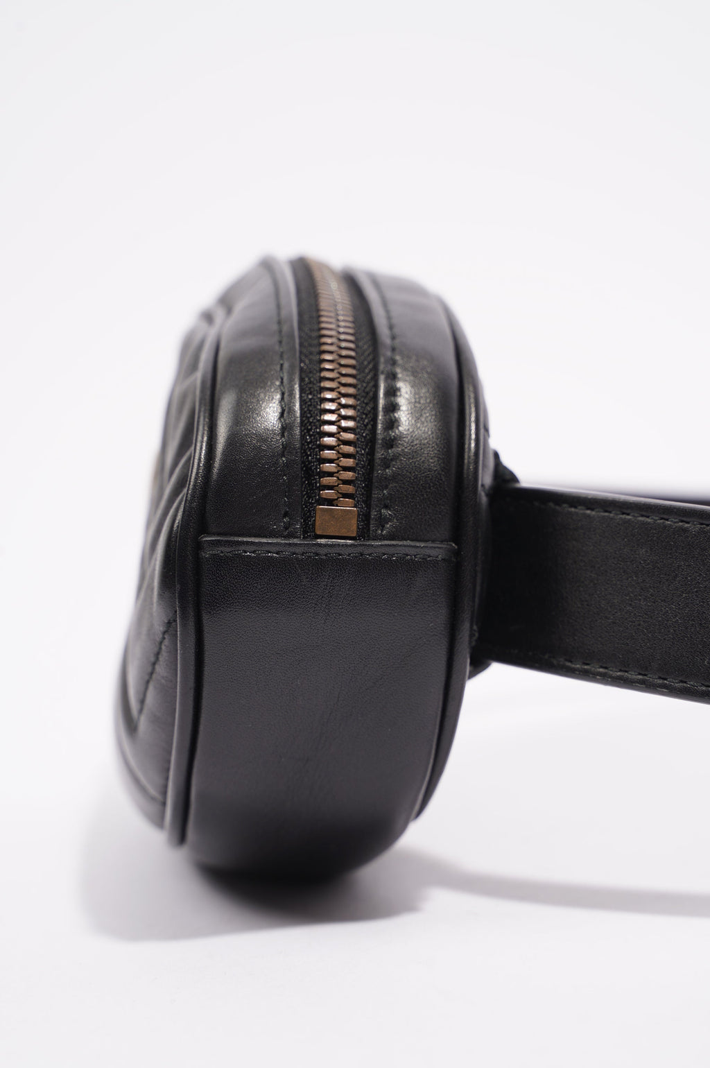 Gucci Womens Marmont Belt Bag Black / Gold 85