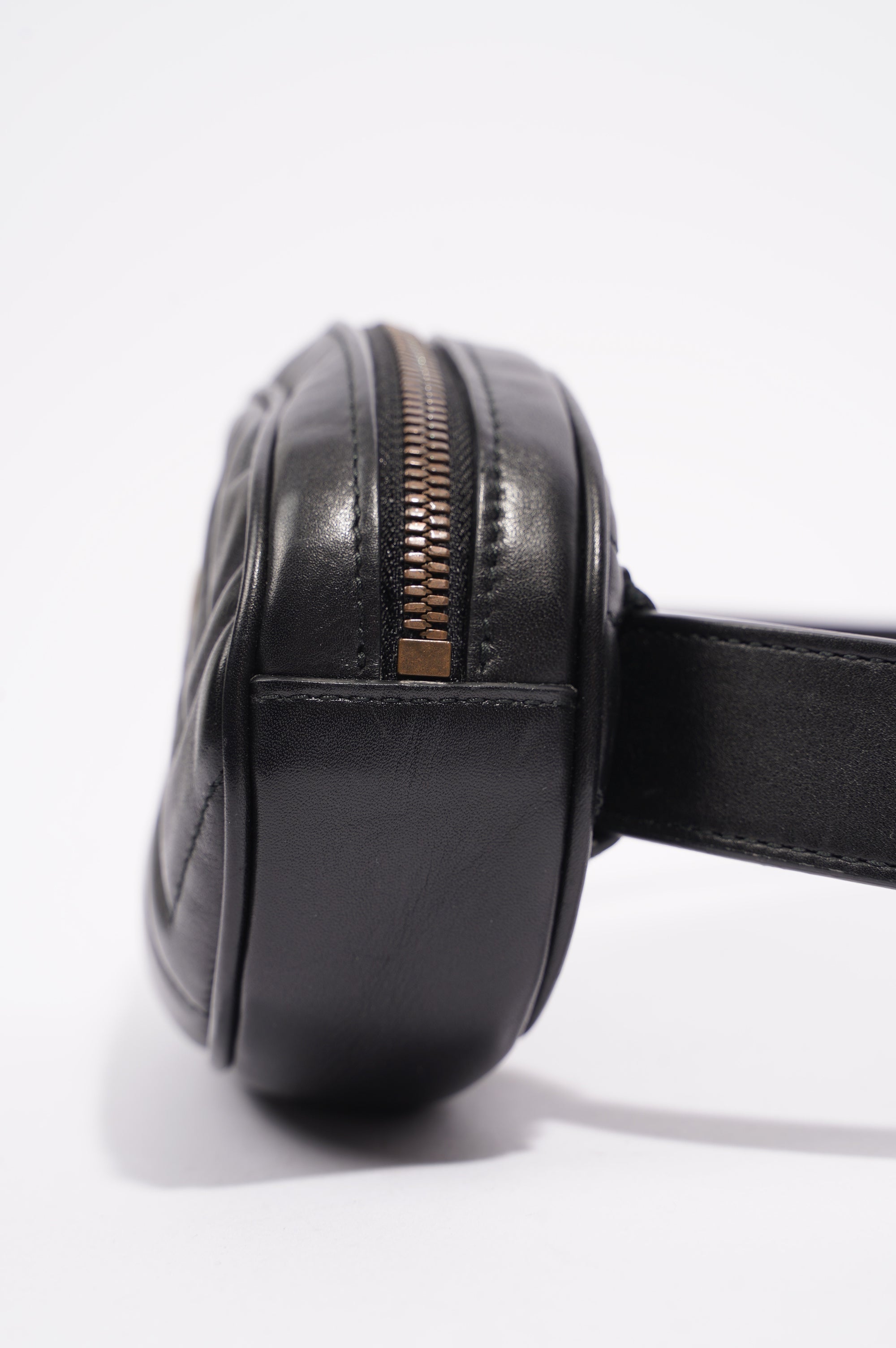 Gucci Womens Marmont Belt Bag Black / Gold 85