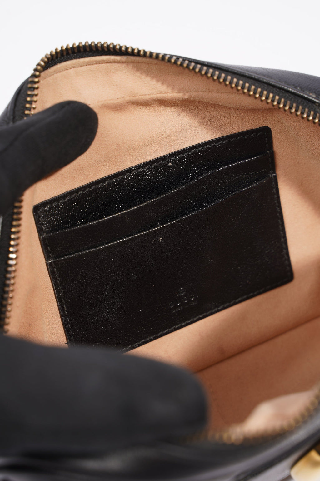 Gucci Womens Dahlia Pouch Black / Gold