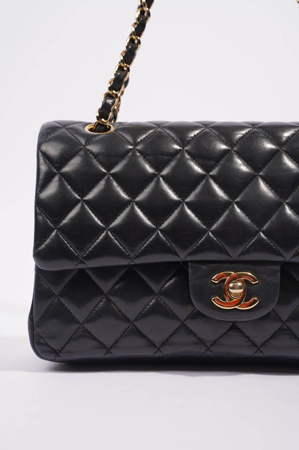 Chanel Womens Classic Lambskin Flap Black Medium