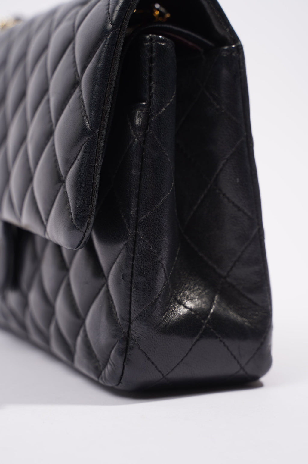 Chanel Womens Classic Lambskin Flap Black Medium