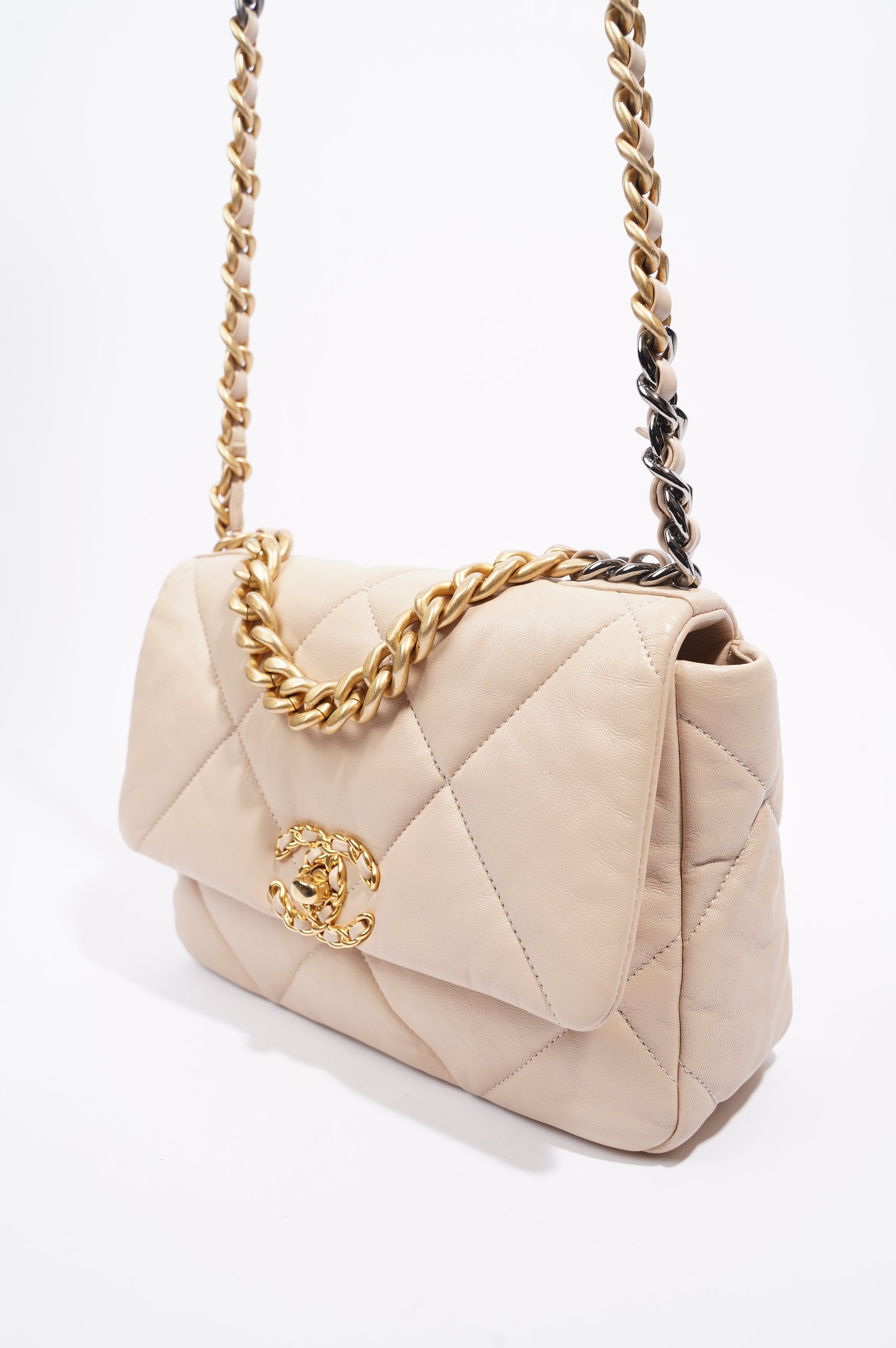 Chanel Womens 19 Flap Bag Beige Lambskin Small