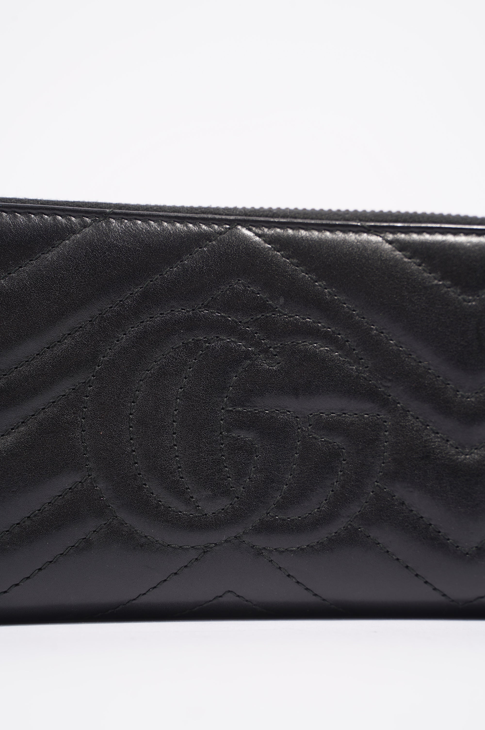 Gucci Womens Marmont Zip Around Wallet Black / Gold