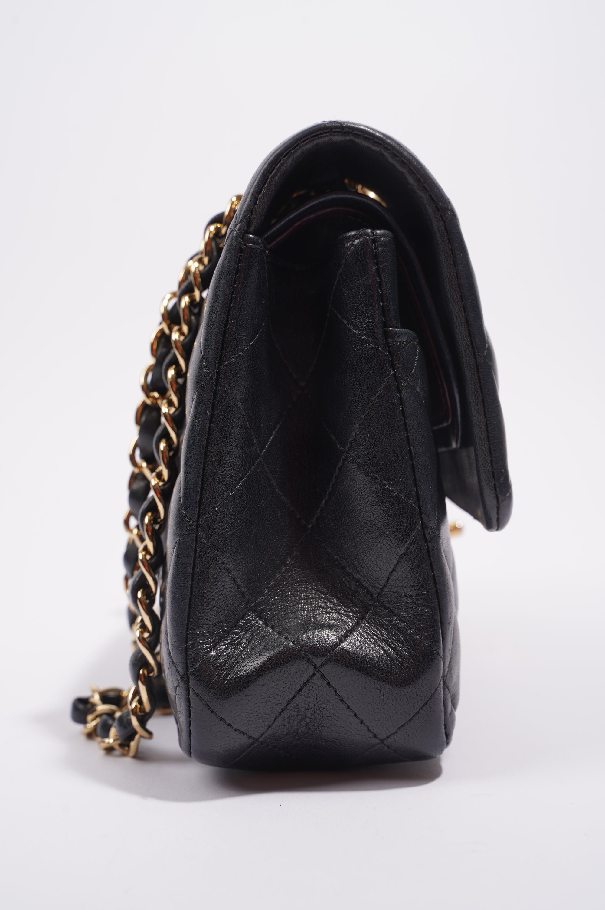 Chanel Womens Classic Lambskin Flap Black Medium