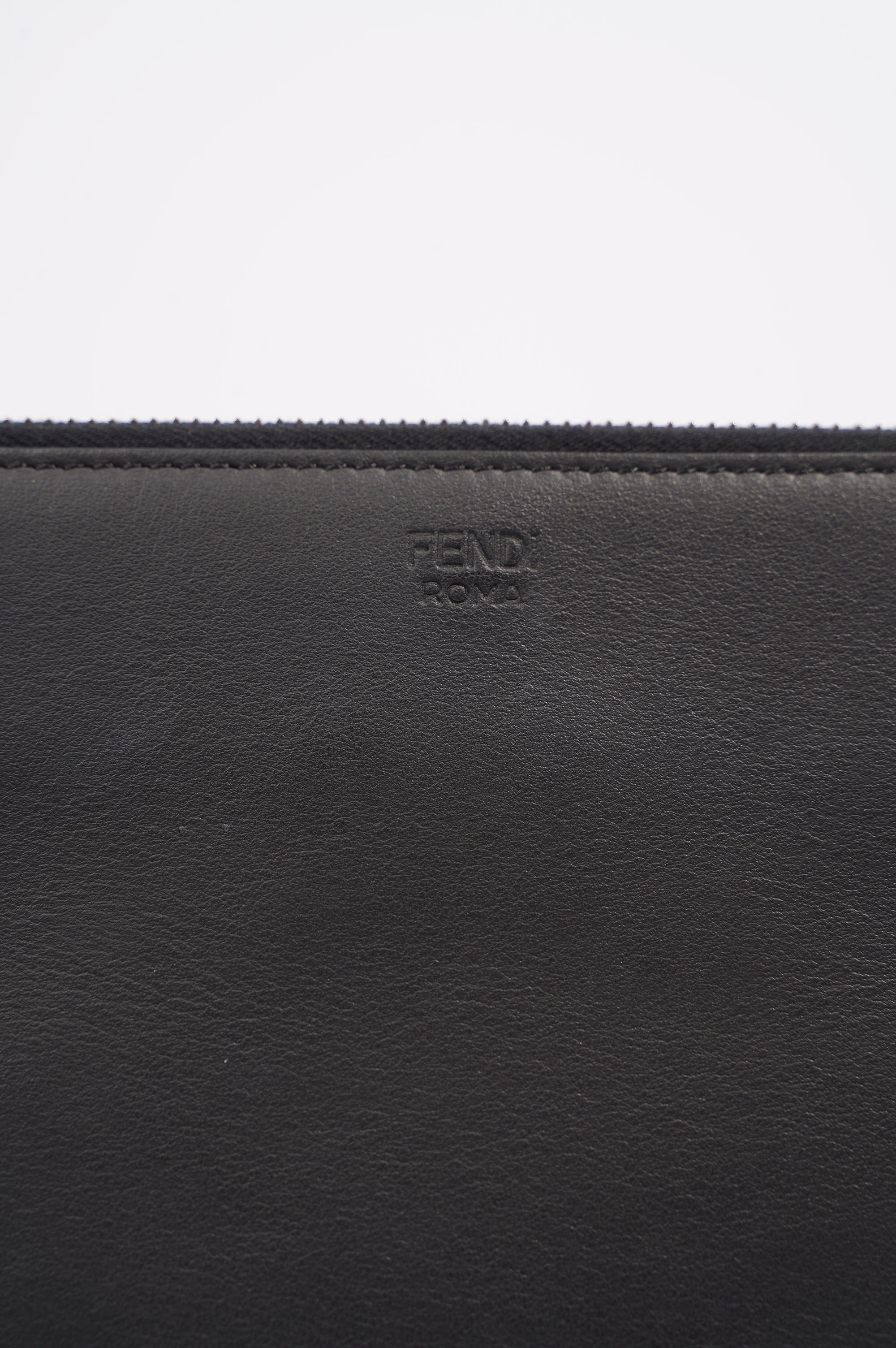 Fendi Womens Hope Pochette Black