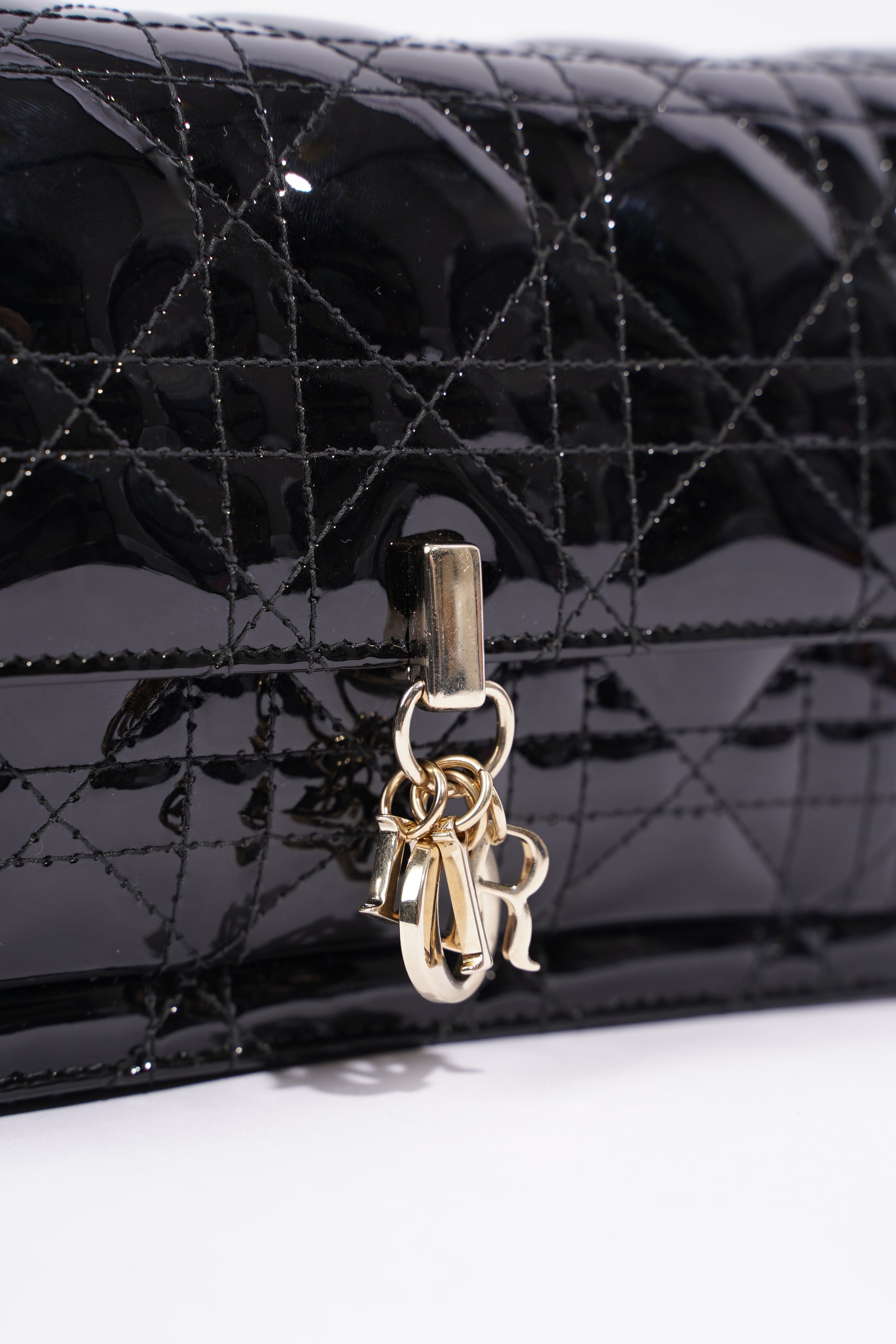 Christian Dior Womens Chain Pouch Cannage Patent Black