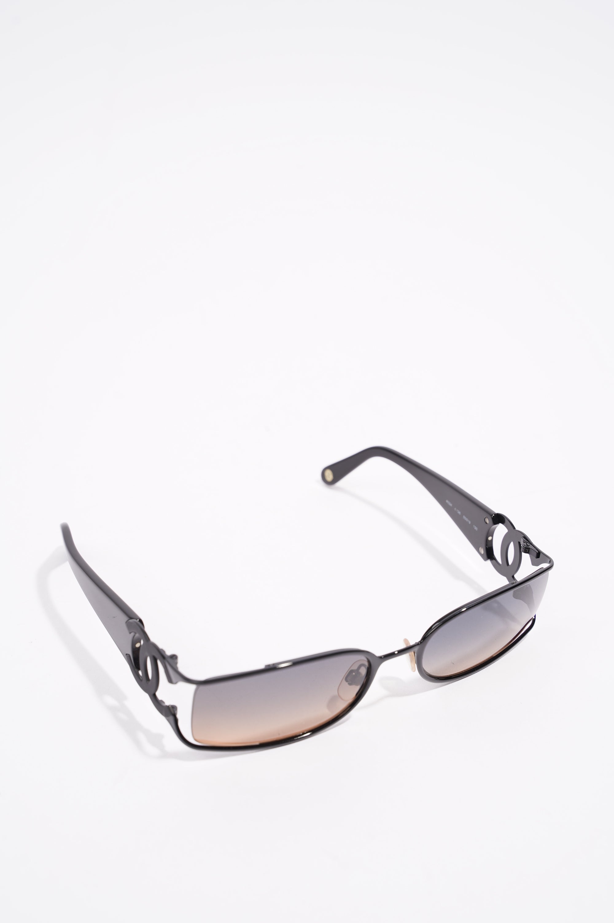 Chanel Womens 4024 Vintage Sunglasses Black 130