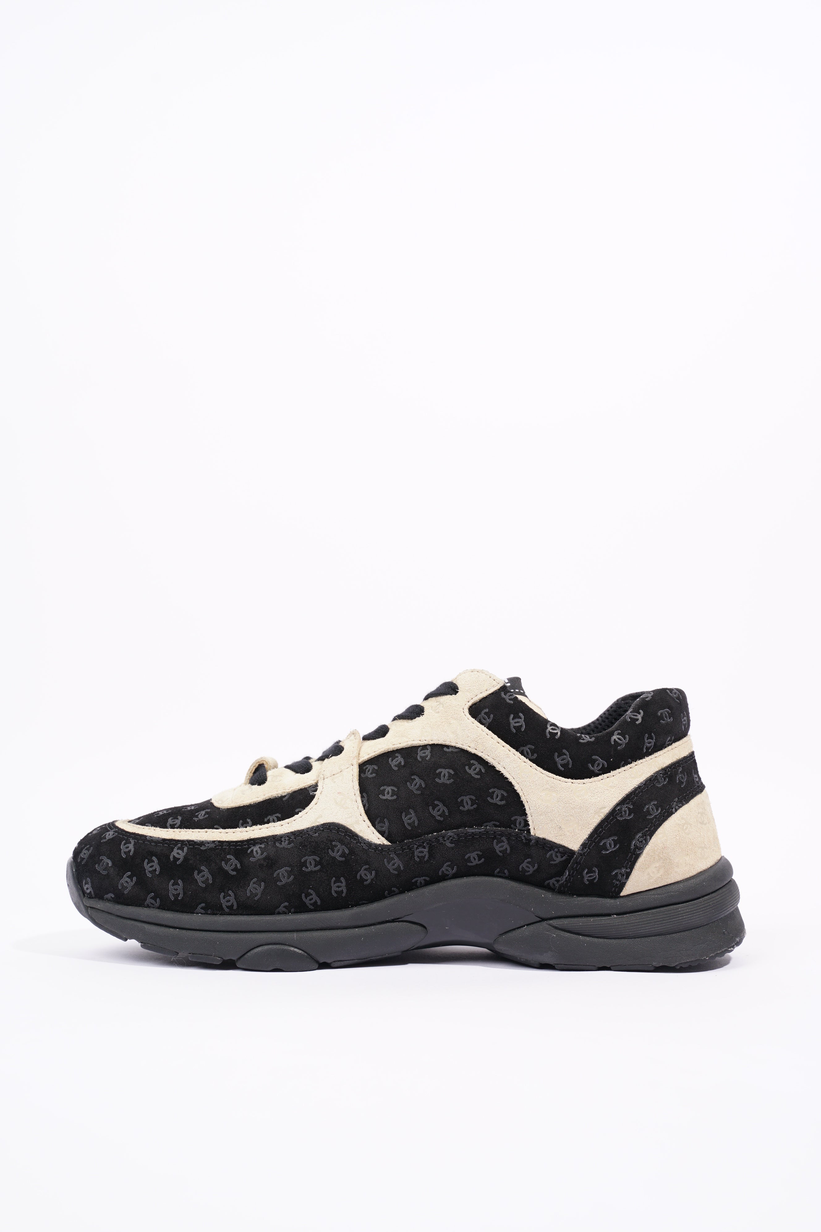 Chanel Womens CC Logo Black / Beige EU 39.5 / UK 6.5