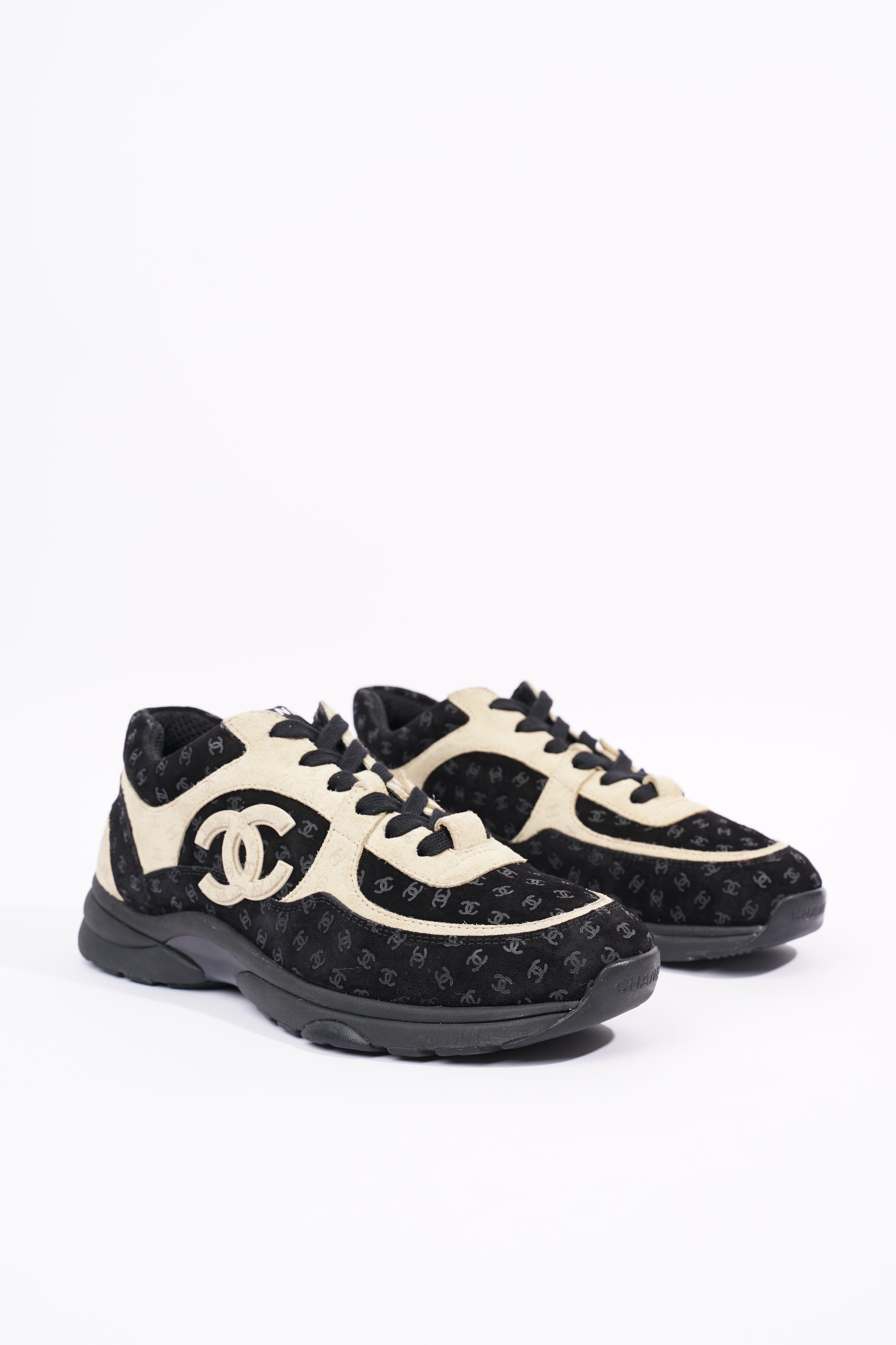 Chanel Womens CC Logo Black / Beige EU 39.5 / UK 6.5