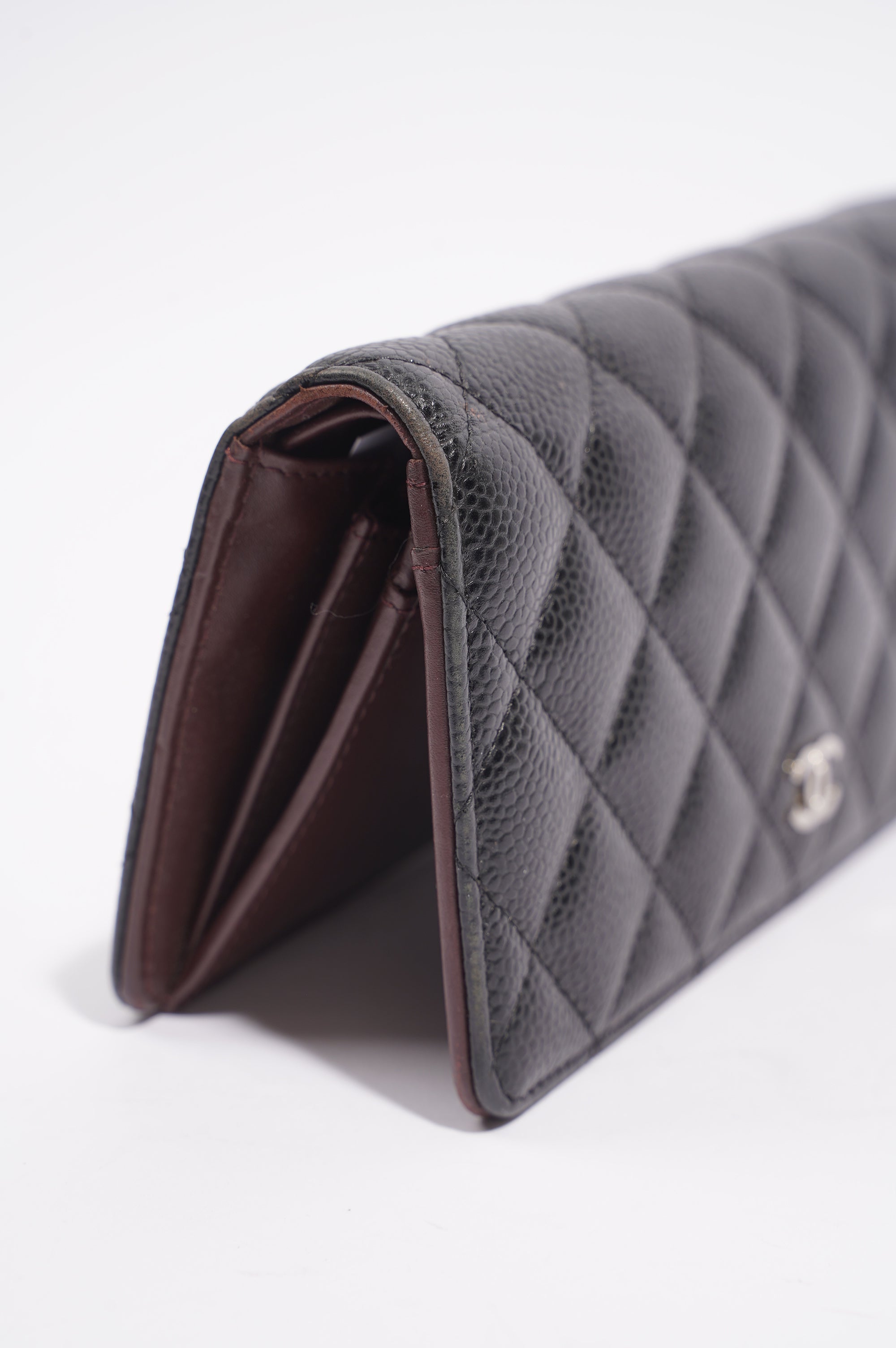 Chanel Womens Caviar Leather Purse Black