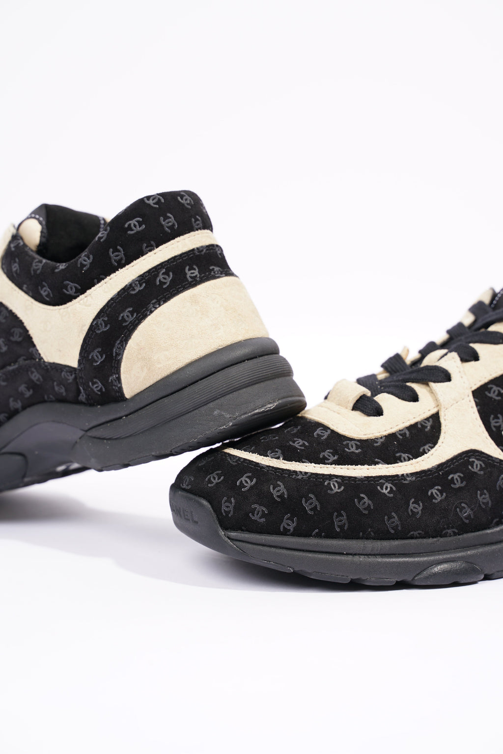 Chanel Womens CC Logo Black / Beige EU 39.5 / UK 6.5