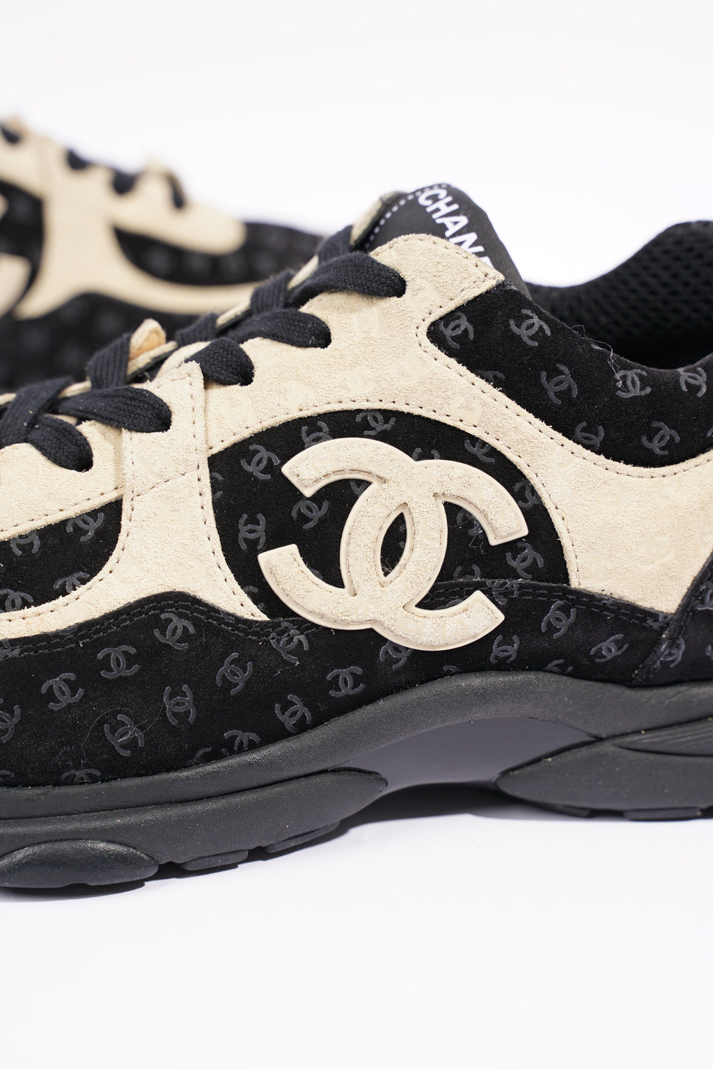 Chanel Womens CC Logo Black / Beige EU 39.5 / UK 6.5