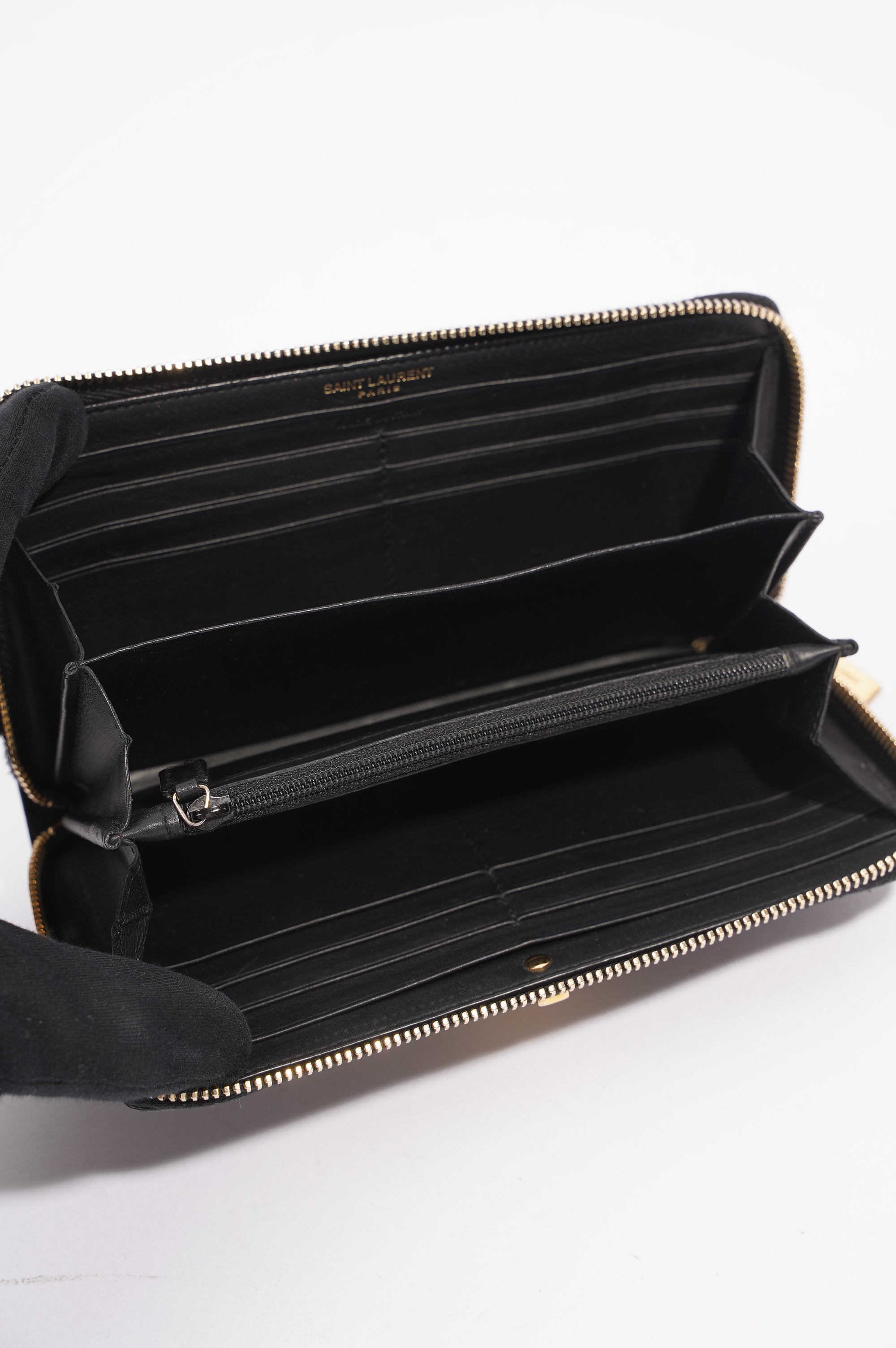 Saint Laurent Womens Y Zip Wallet Black / Gold
