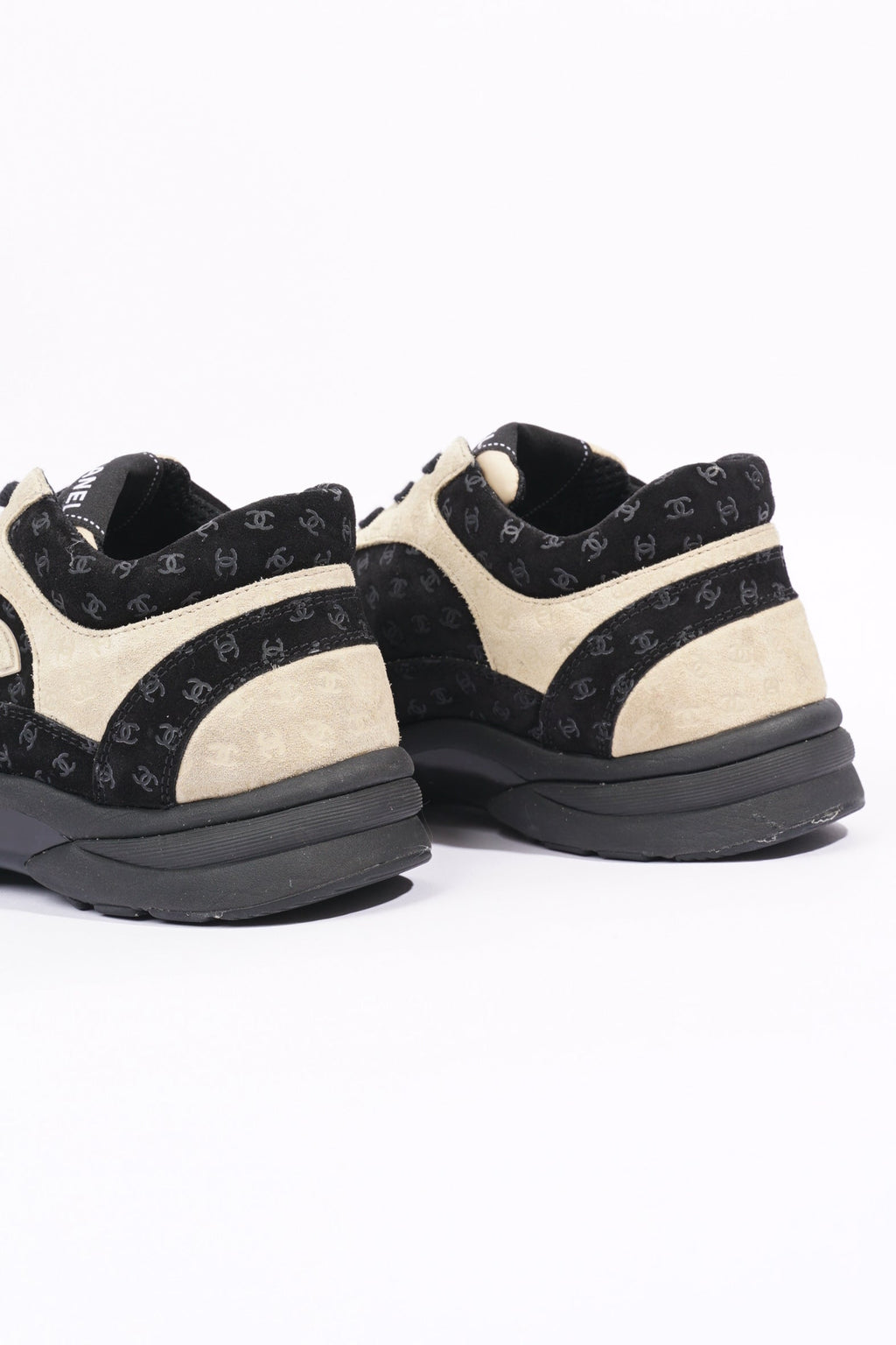Chanel Womens CC Logo Black / Beige EU 39.5 / UK 6.5