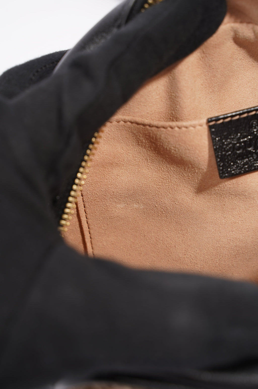 Gucci Womens Marmont Zip Supreme / Gold