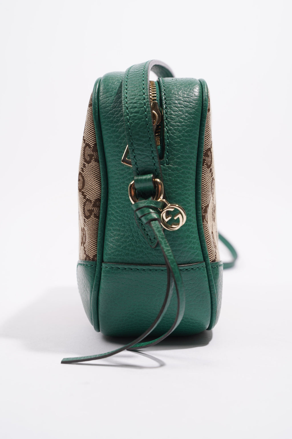 Gucci Womens Bree Crossbody Supreme / Green
