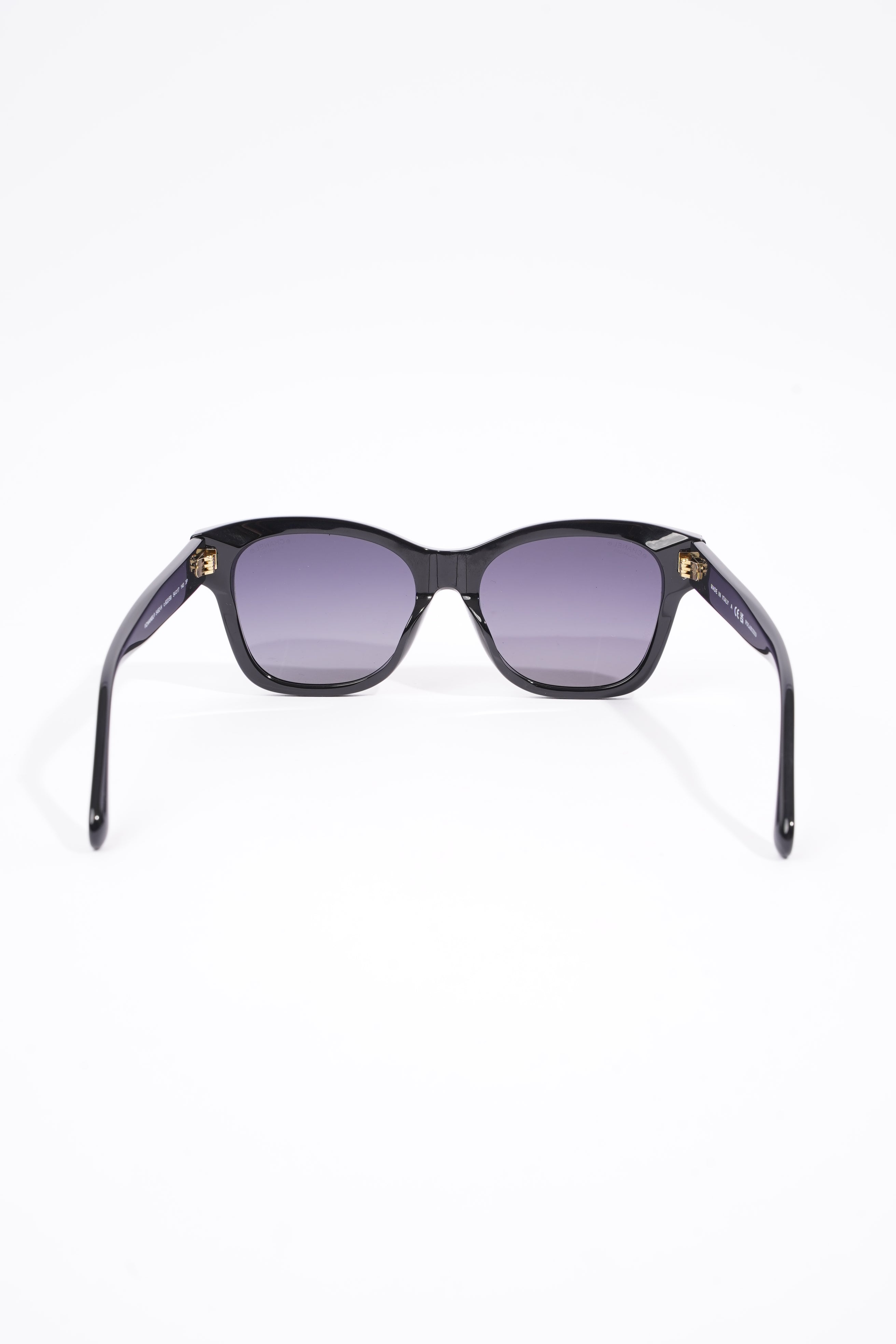 Chanel Womens Pearl Logo Sunglasses Black 140