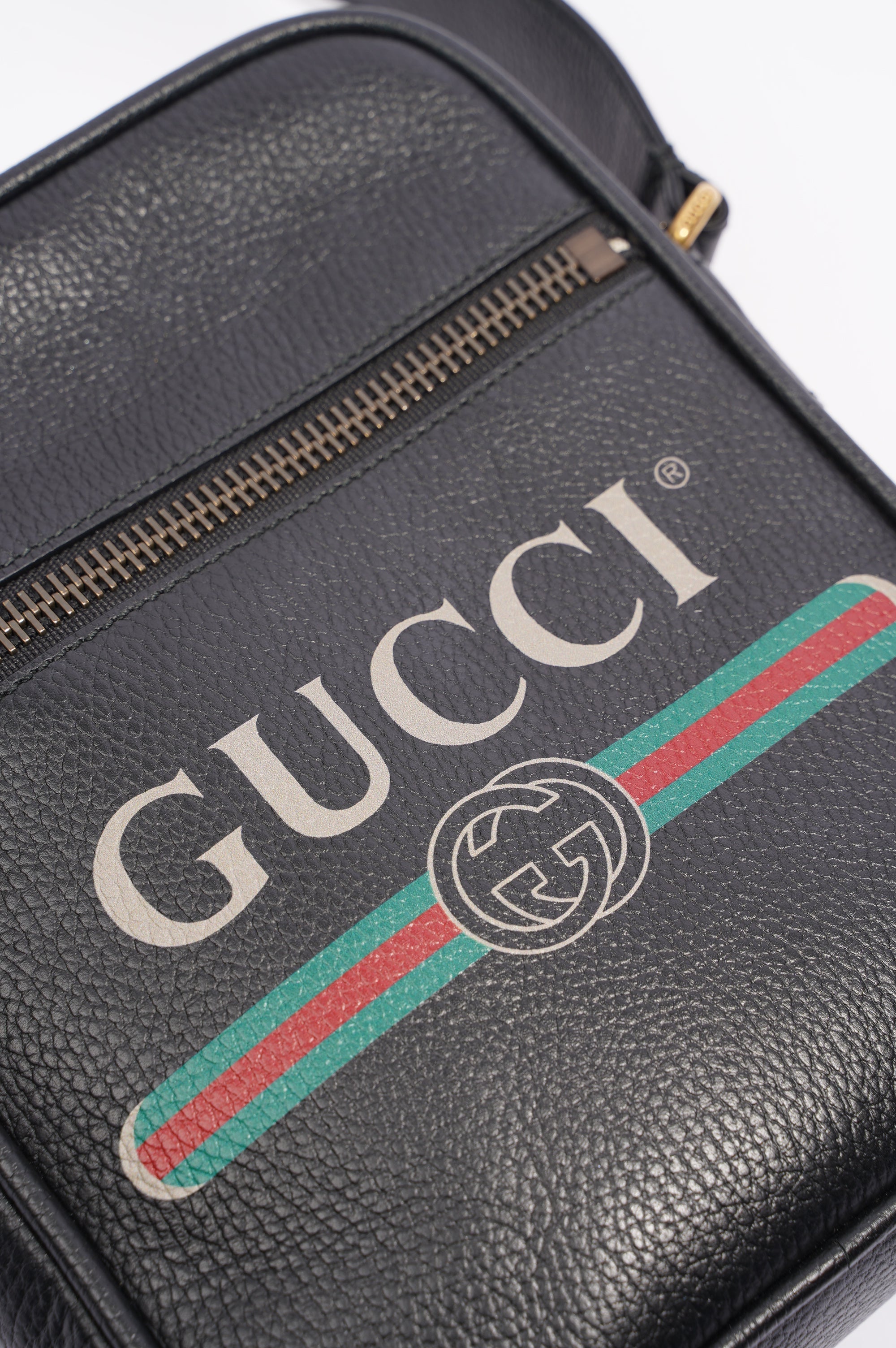 Gucci Mens Print Messenger Black Leather
