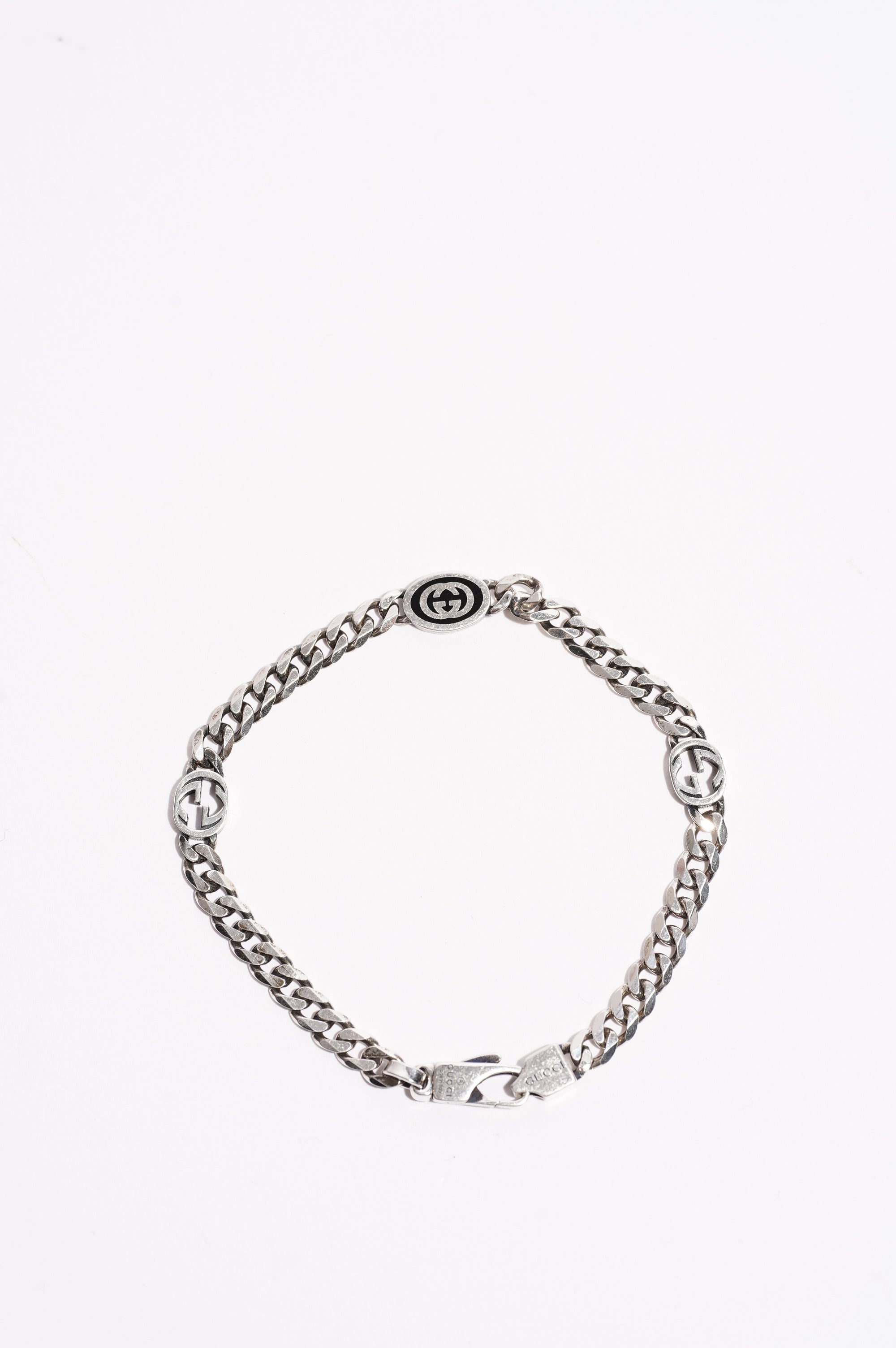 Gucci Womens Interlocking G Bracelet Silver