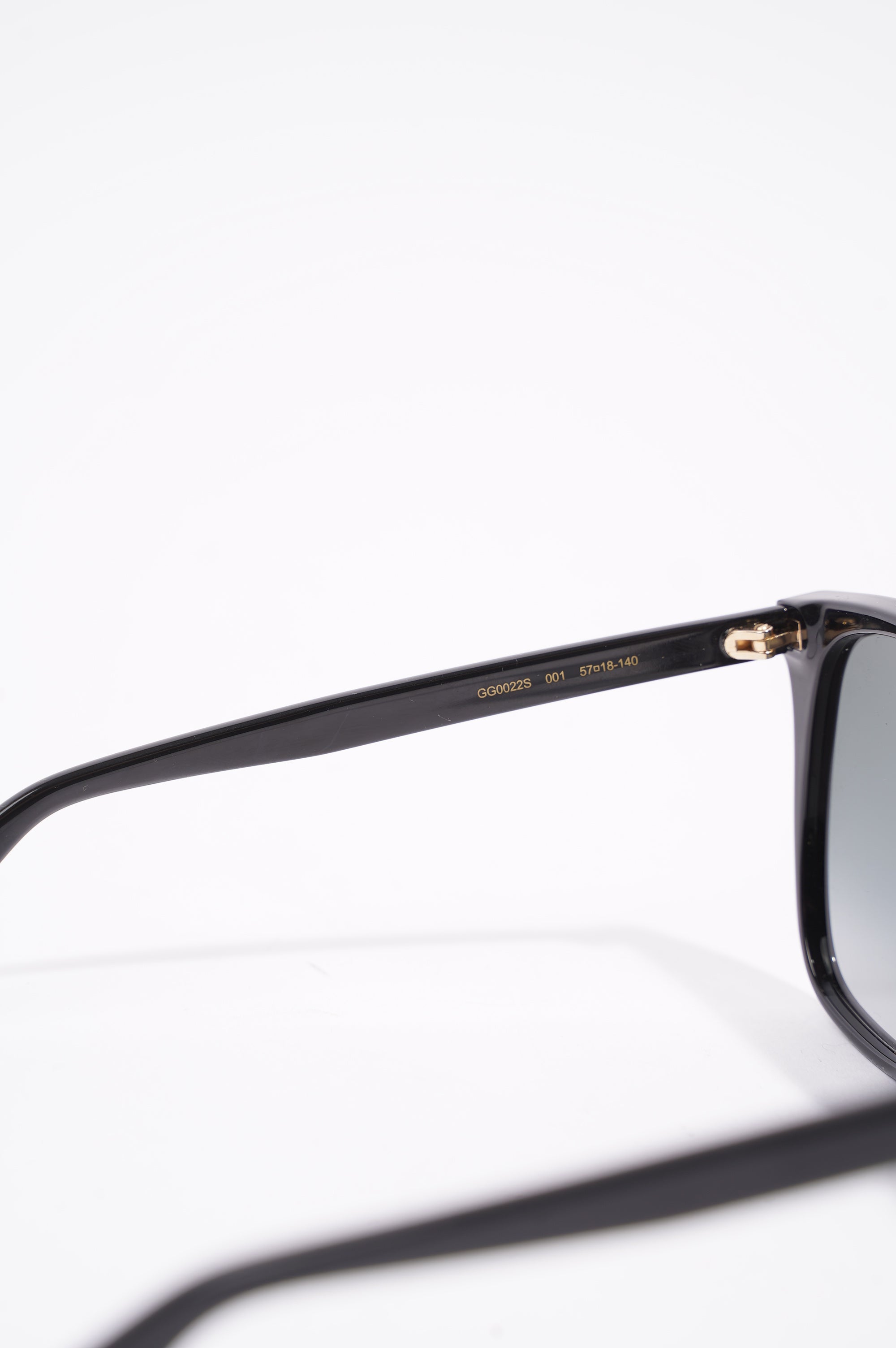 Gucci Womens GG0022S Sunglasses Black 140