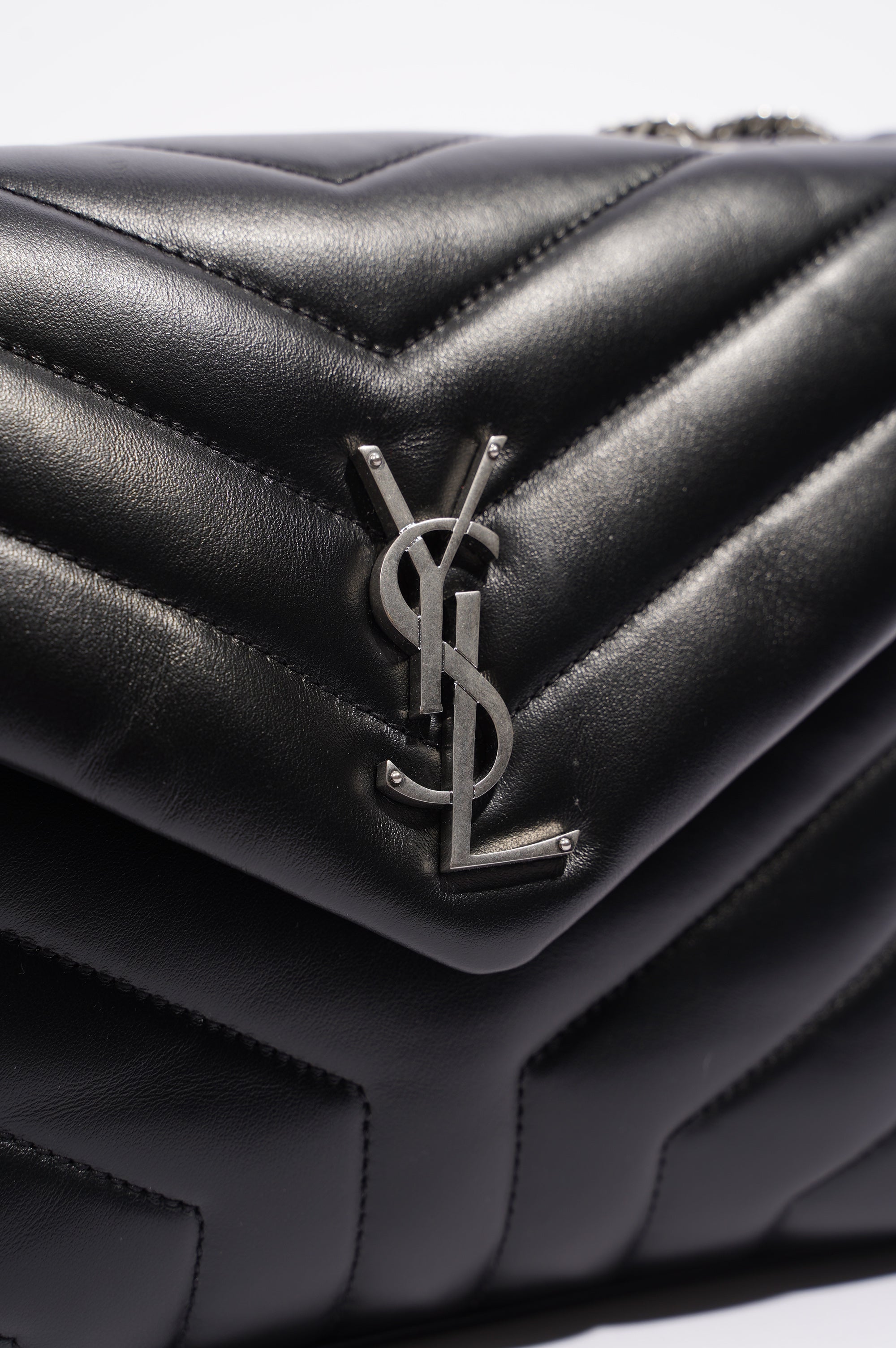 Saint Laurent Lou Lou Black / Silver Small