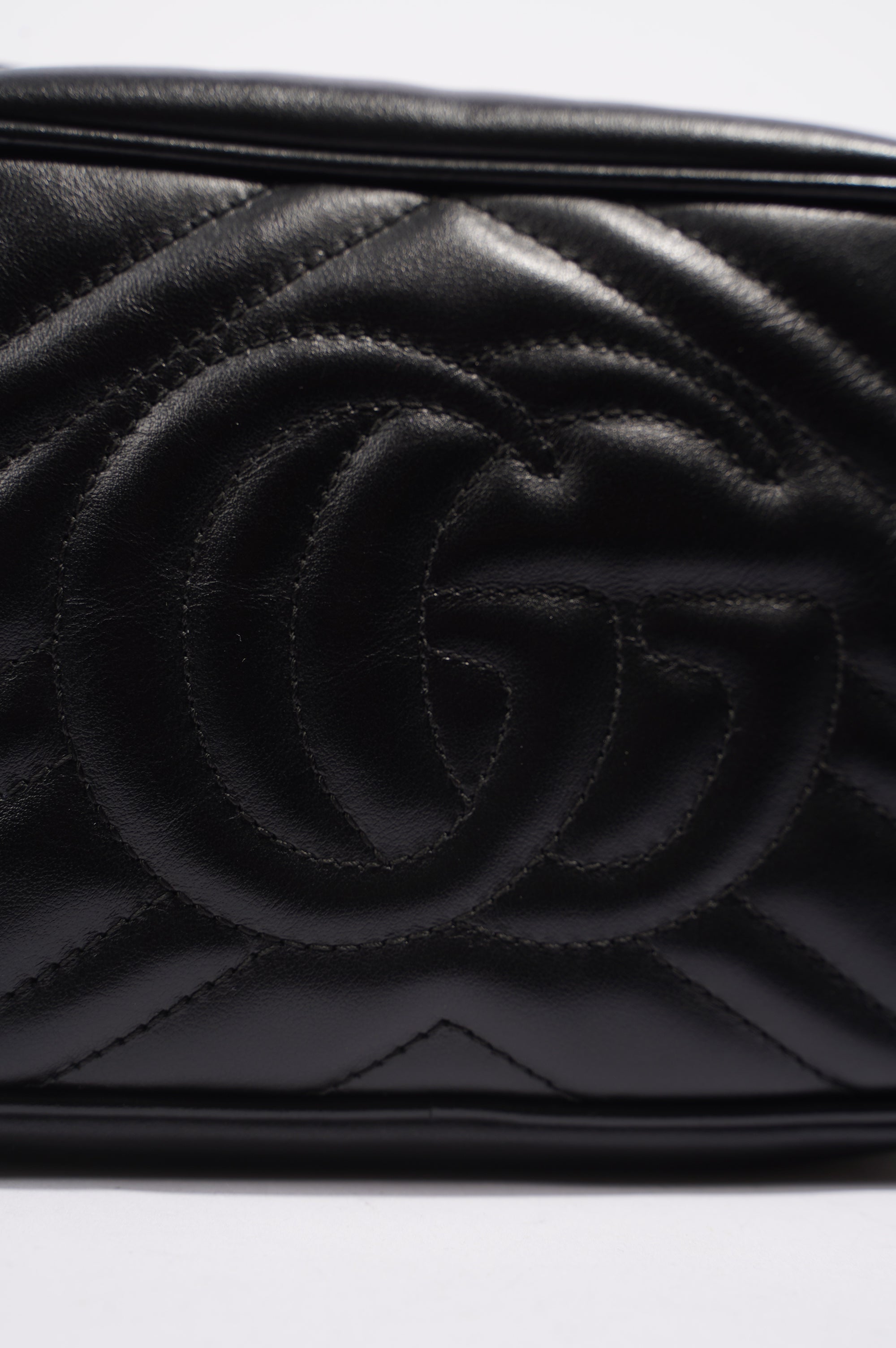 Gucci Womens Marmont Zip Black / Gold Mini