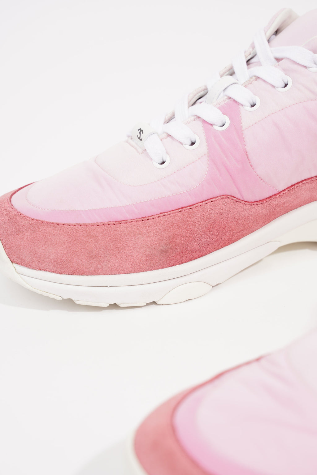 Chanel Womens CC Logo Pink / White EU 41 / UK 8