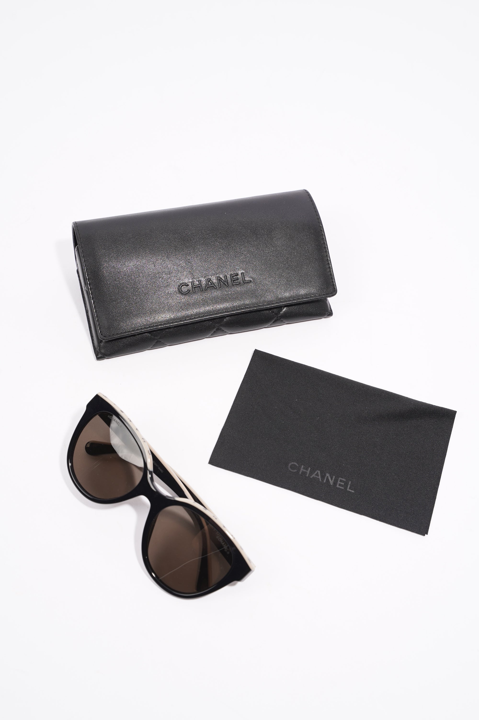 Chanel Womens 5422-B Square Sunglasses Black 140
