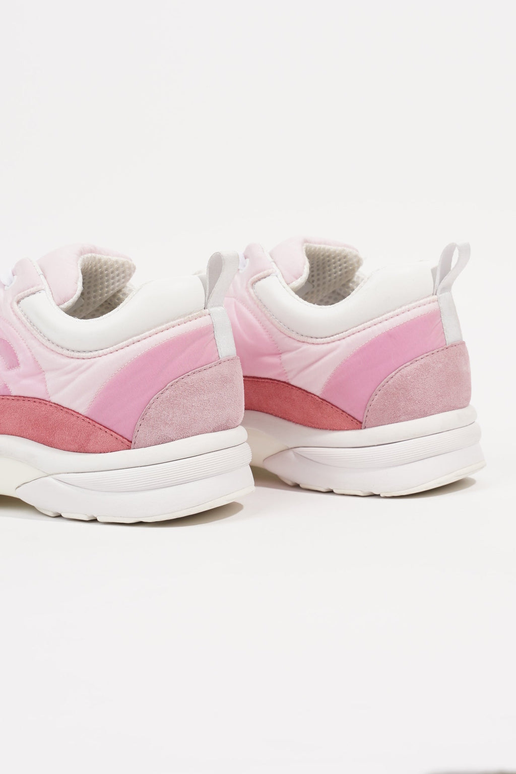 Chanel Womens CC Logo Pink / White EU 41 / UK 8