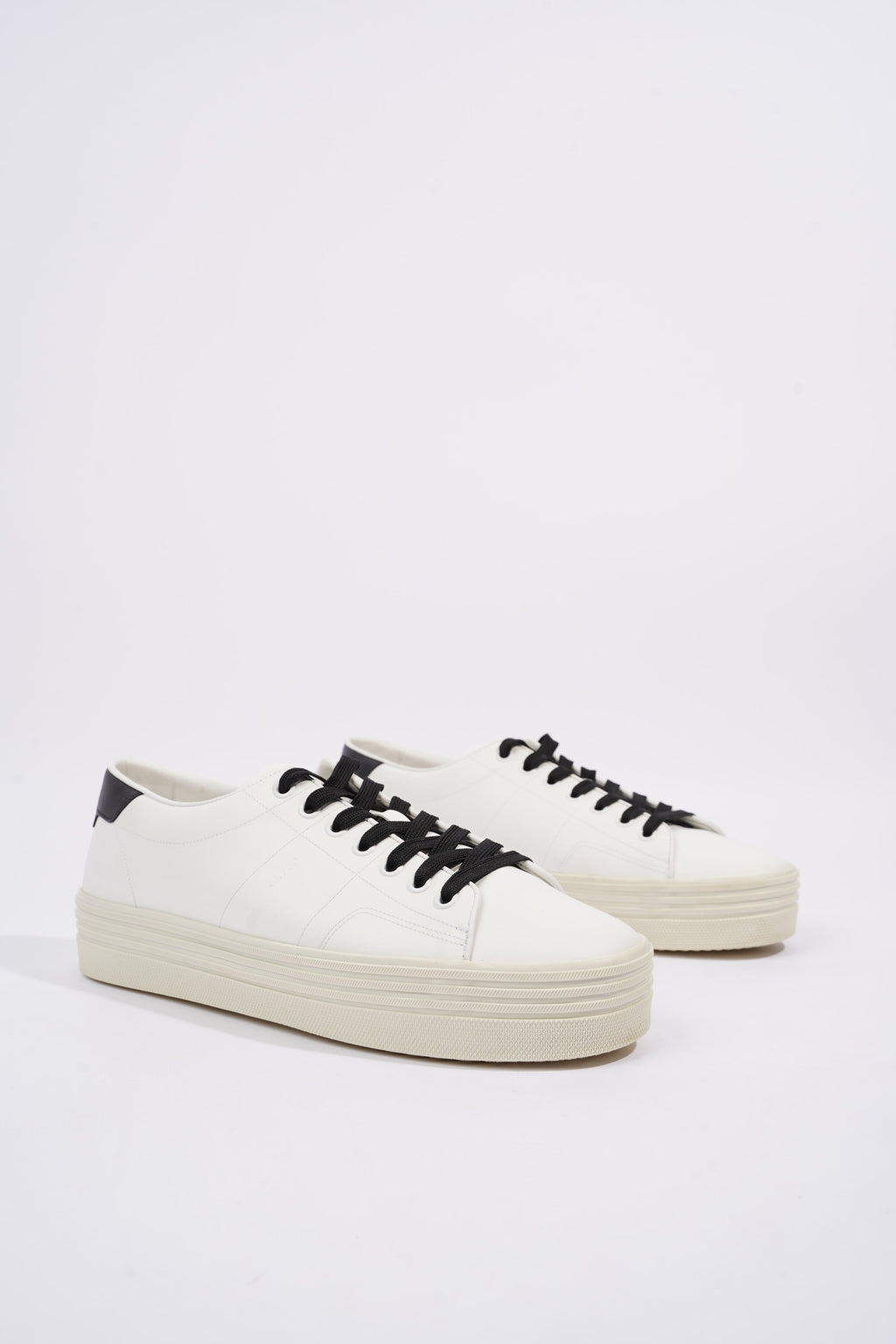 Saint Laurent Womens Low Top Sneaker White / Black EU 40 / UK 7