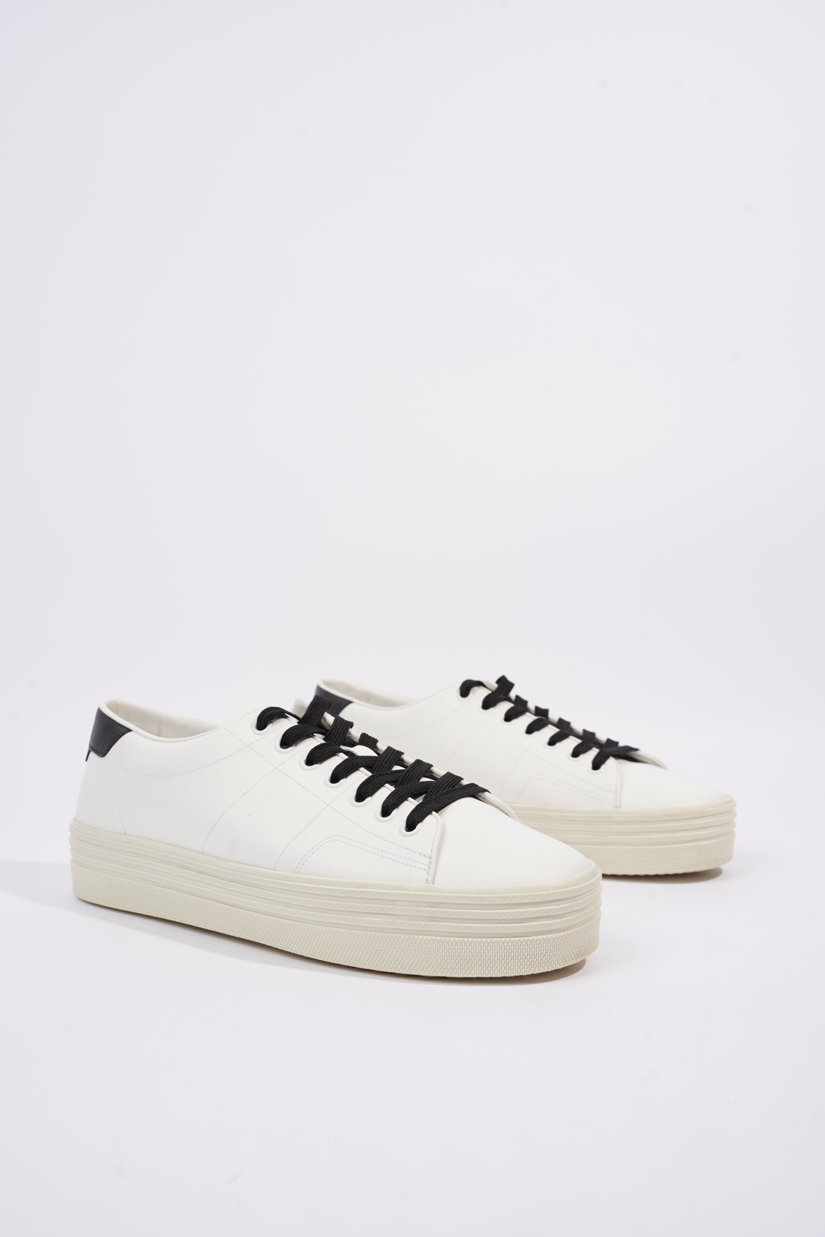 Saint Laurent Womens Low Top Sneaker White / Black EU 40 / UK 7