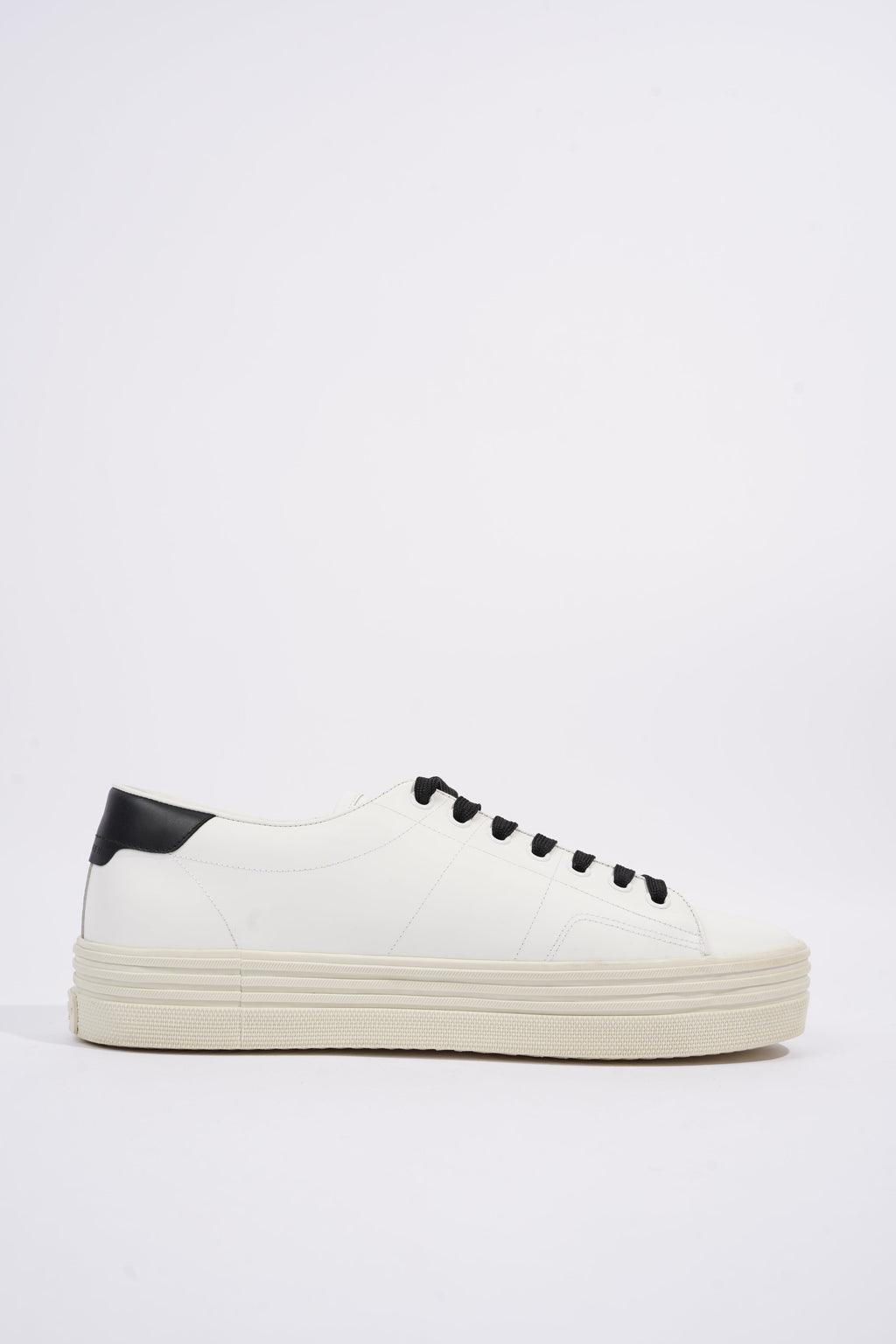 Saint Laurent Womens Low Top Sneaker White / Black EU 40 / UK 7
