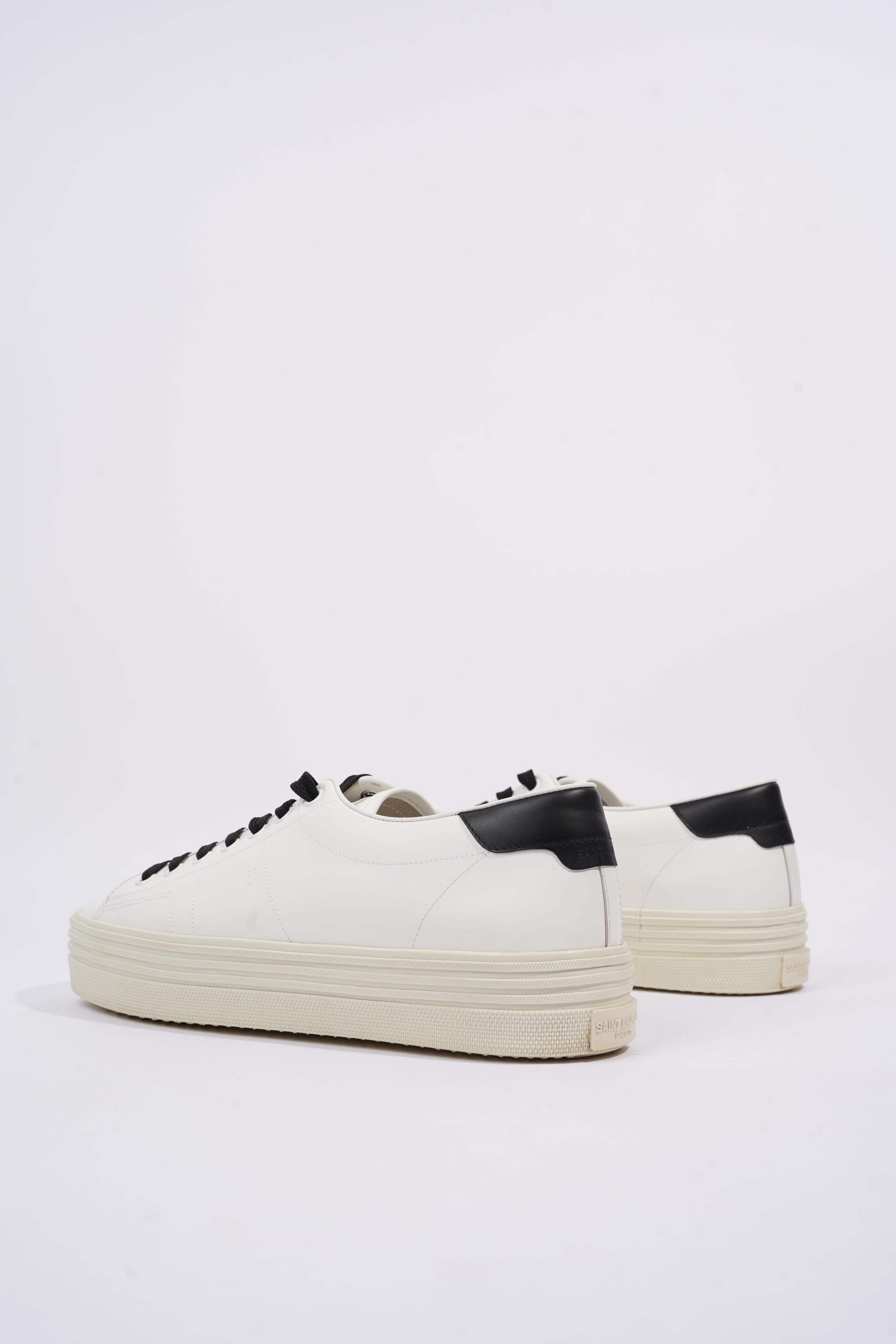 Saint Laurent Womens Low Top Sneaker White / Black EU 40 / UK 7