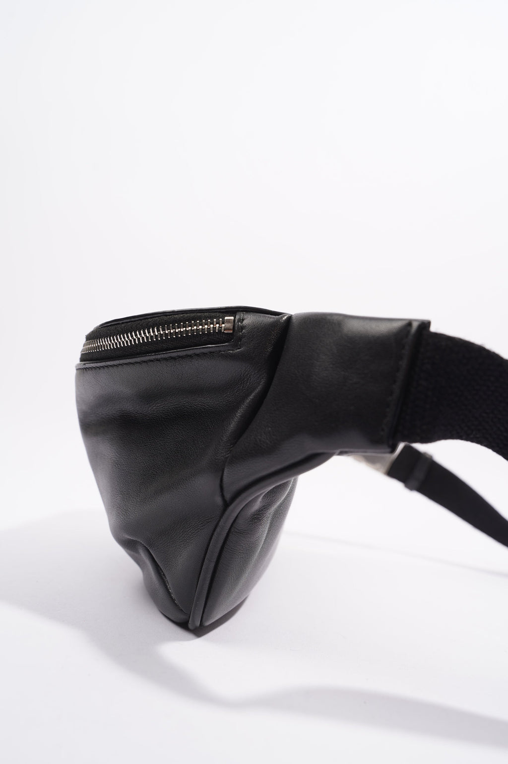 Saint Laurent Womens Leather Belt Bag Black