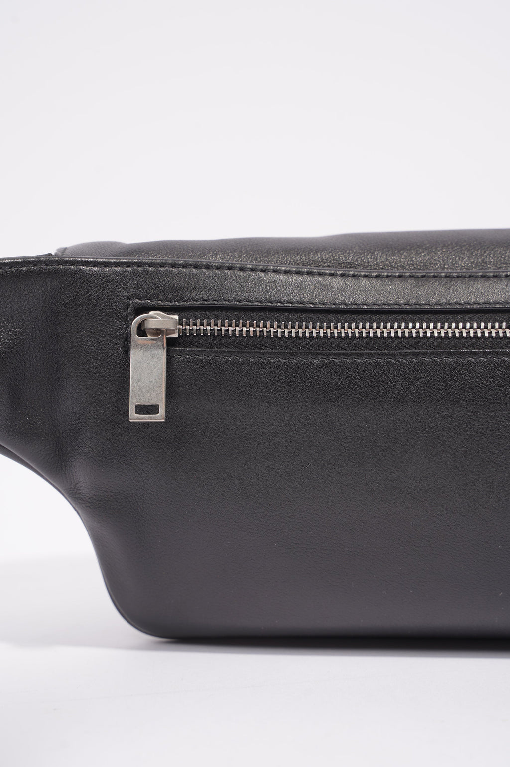 Saint Laurent Womens Leather Belt Bag Black