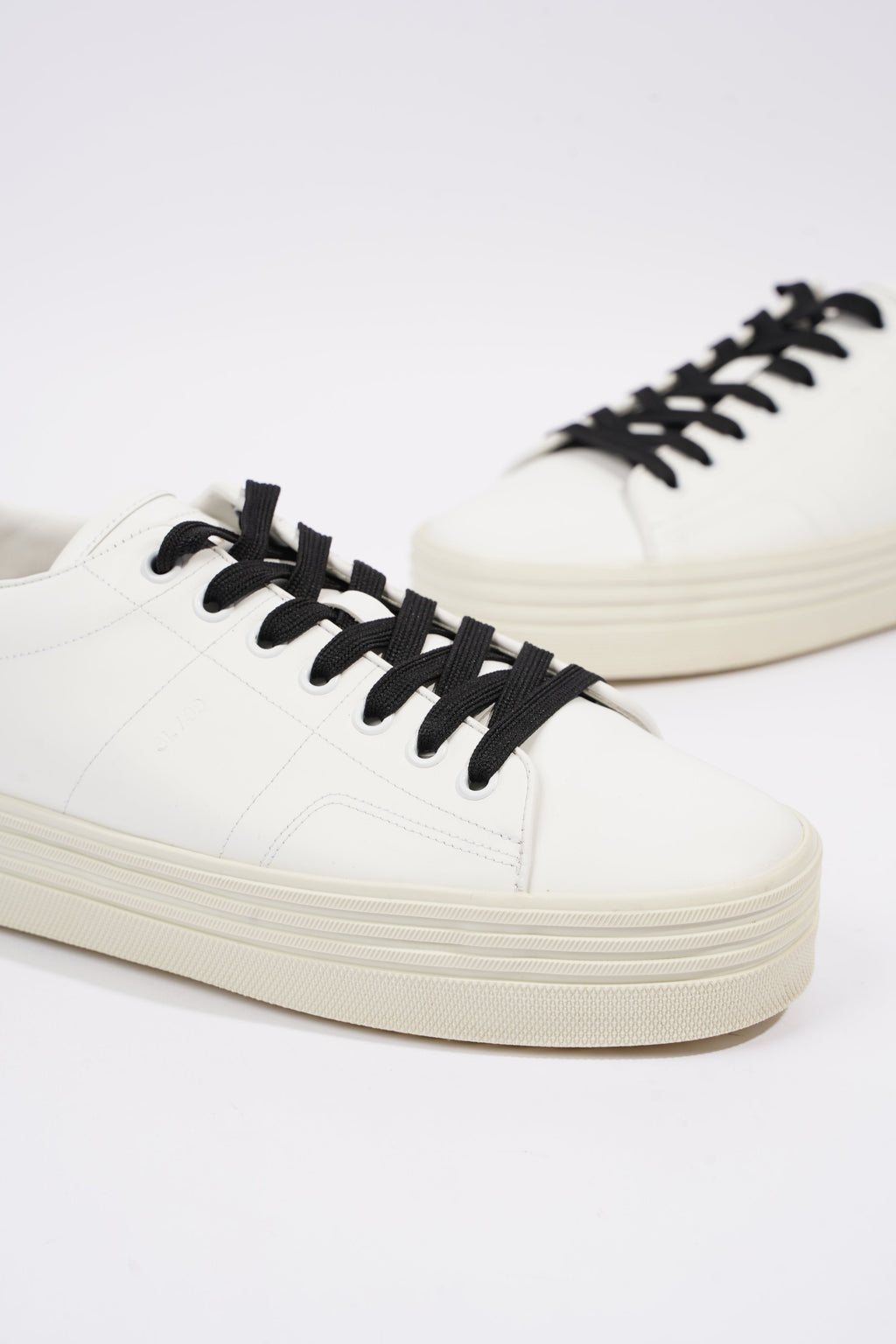 Saint Laurent Womens Low Top Sneaker White / Black EU 40 / UK 7
