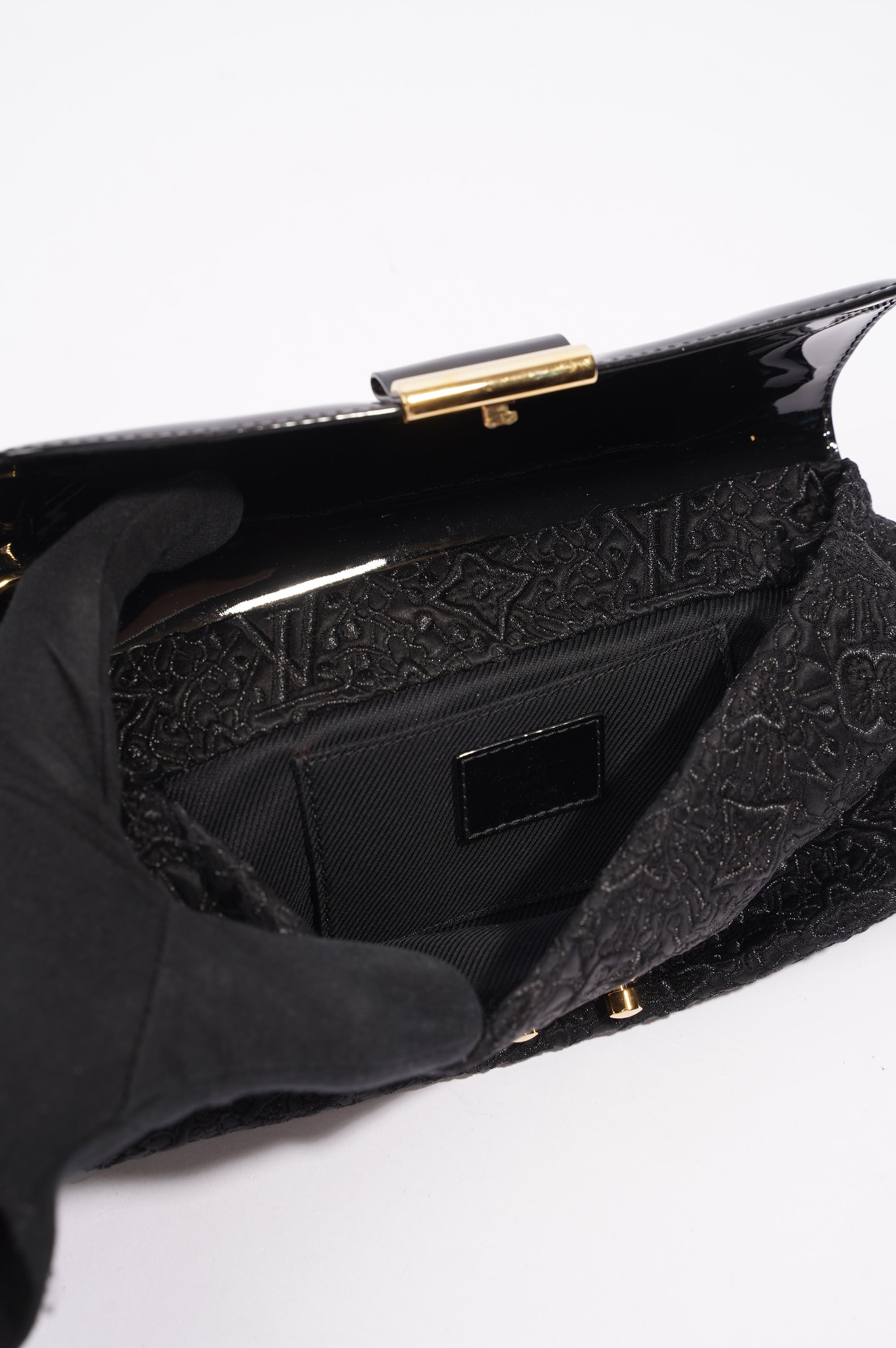 Louis Vuitton Womens Vintage Patent Clutch Black