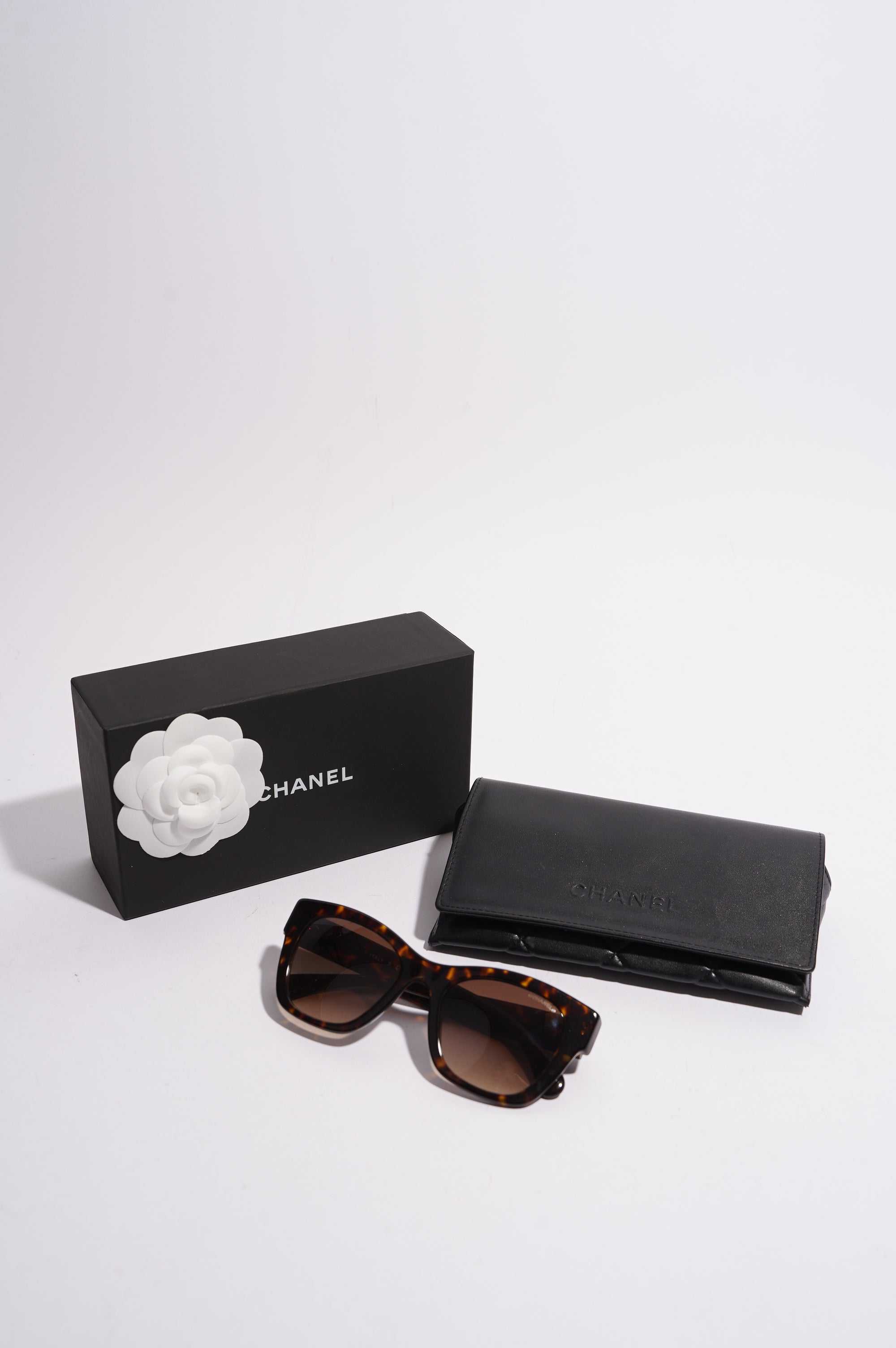 Chanel Womens Dark Havana Black / Brown