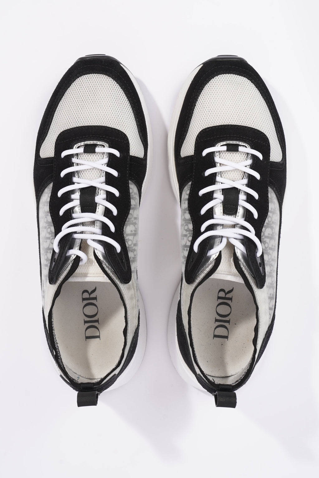 Christian Dior Mens B25 Runner Sneaker White / Black EU 44 / UK 10