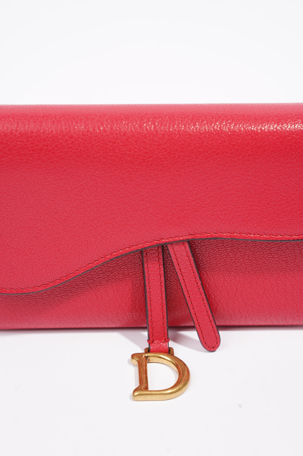 Christian Dior Womens Saddle On Chain Raspberry