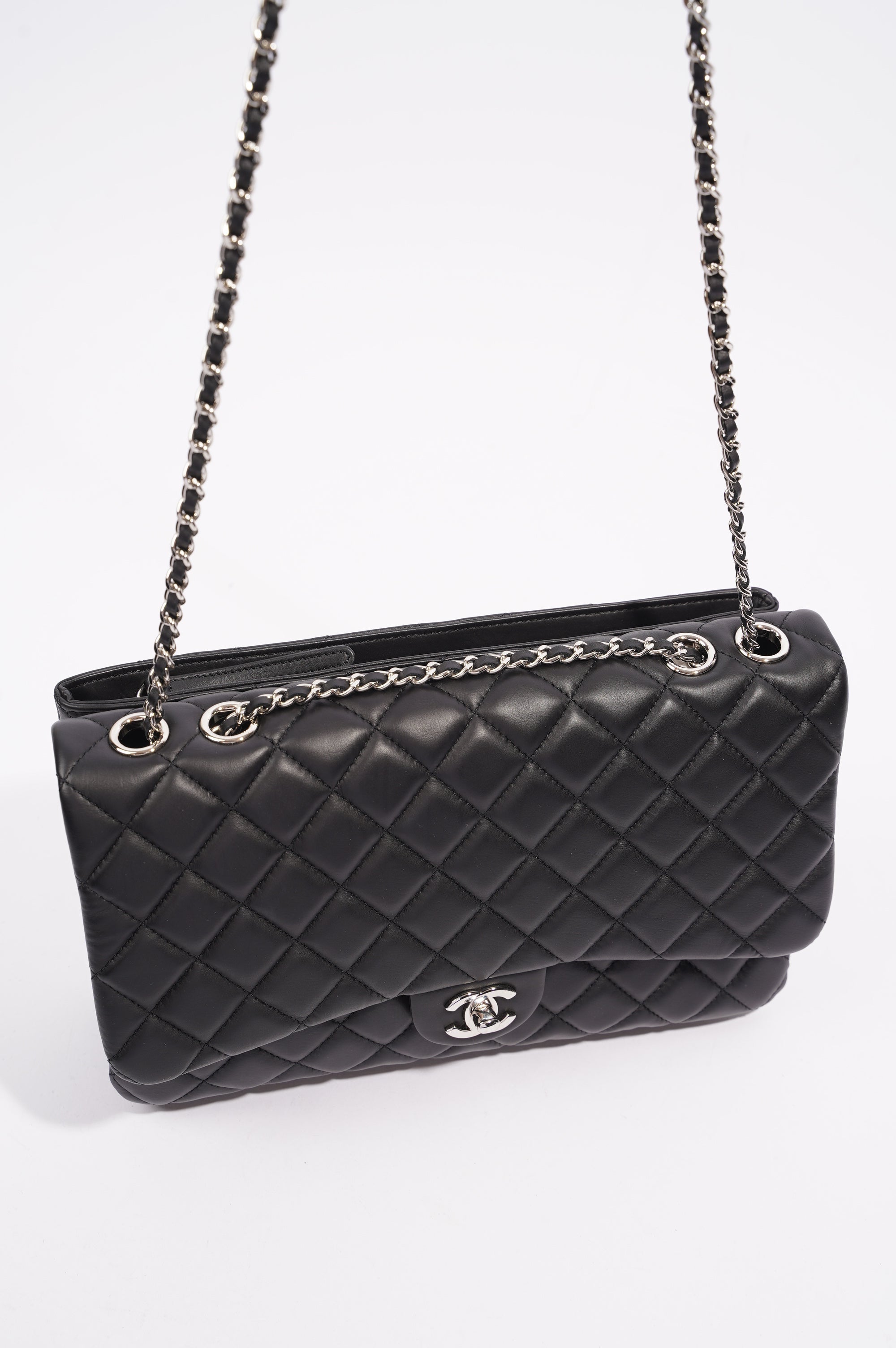 Chanel Womens Lambskin Quilted Flap Bag Black / Silver