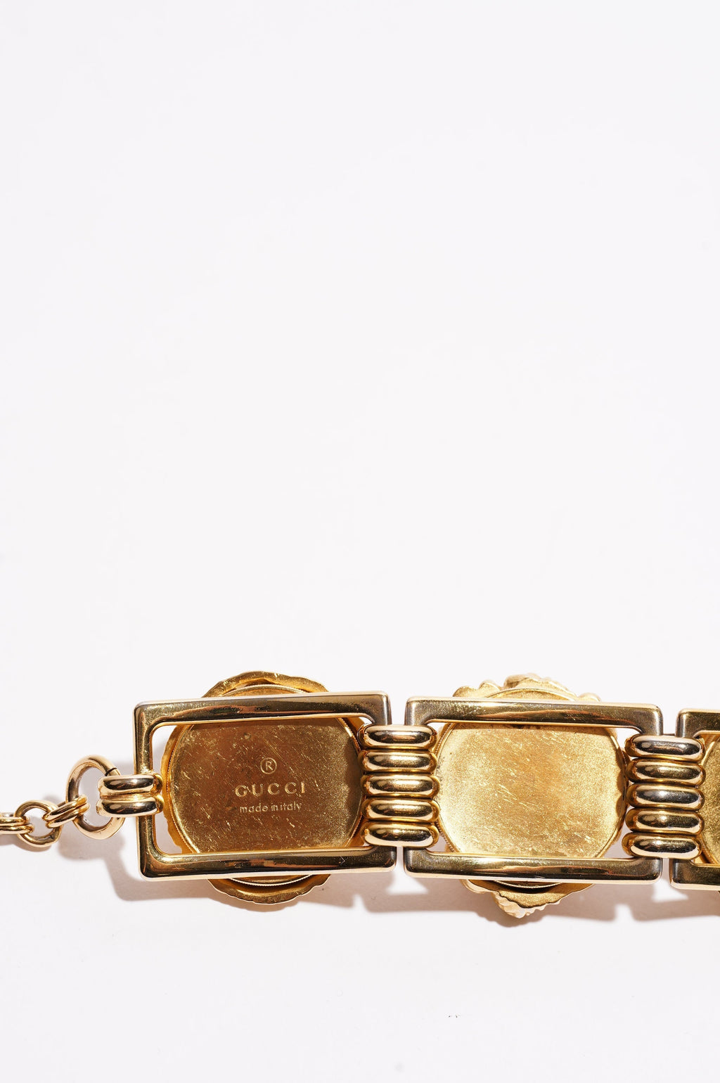 Gucci Lion Head Bracelet Gold